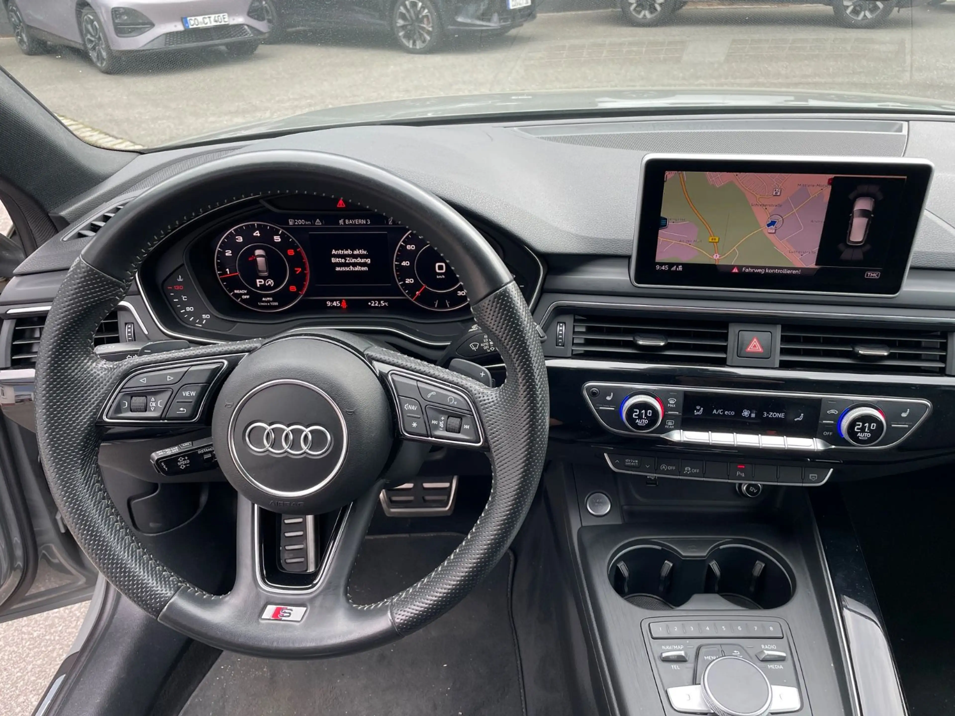 Audi A4 Avant S line Sport Plus/Black/AHK/169mtl. — photo 10