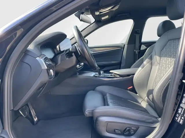 BMW M view 13