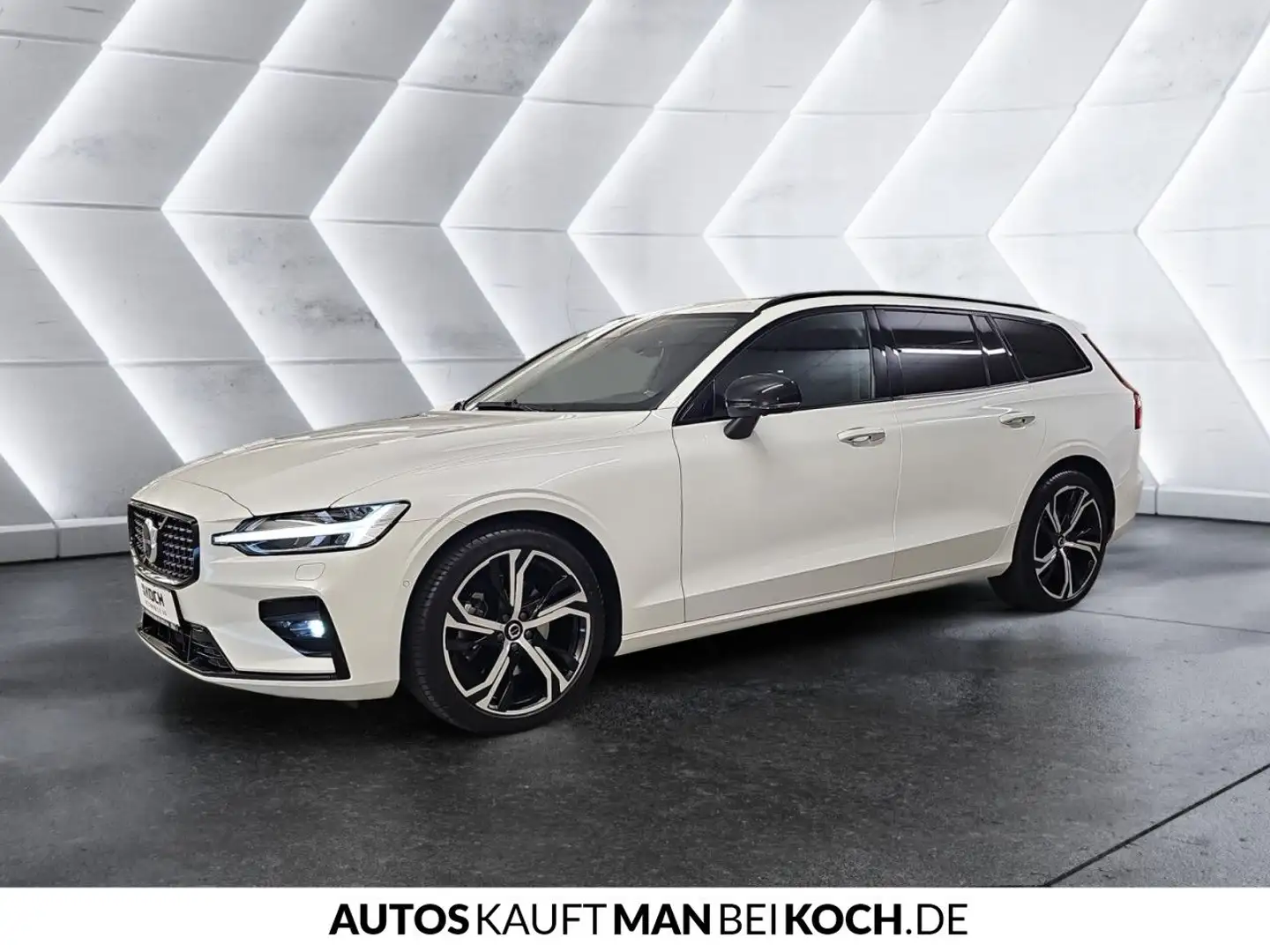 Volvo V60 B4 Plus Dark ACC BLIS PANO STDHz V-LED 360v! Blanc - 2