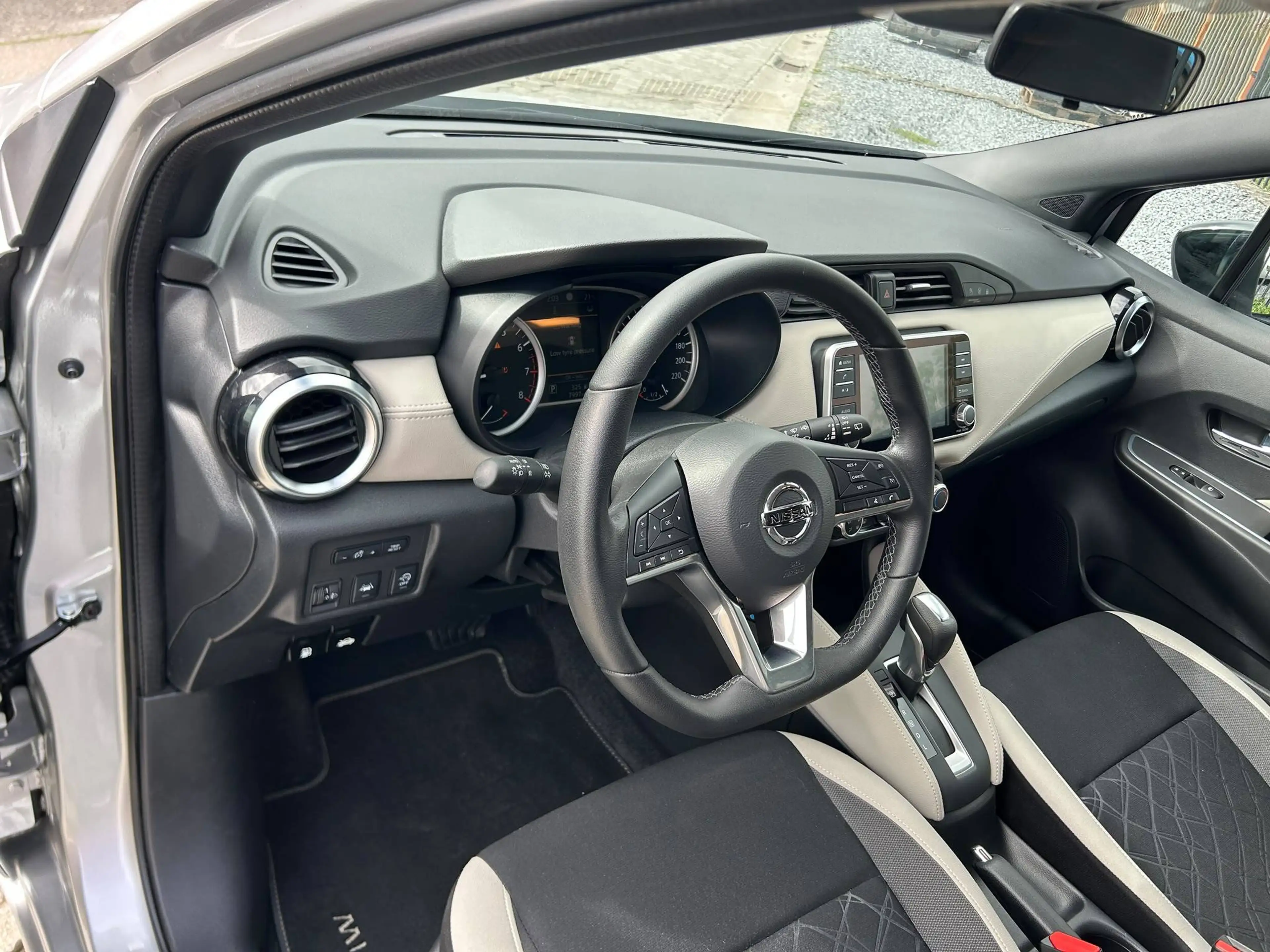 Nissan Micra Micra 1.0 IG-T N-Design Xtronic - Faible km - Boite automatique — photo 10