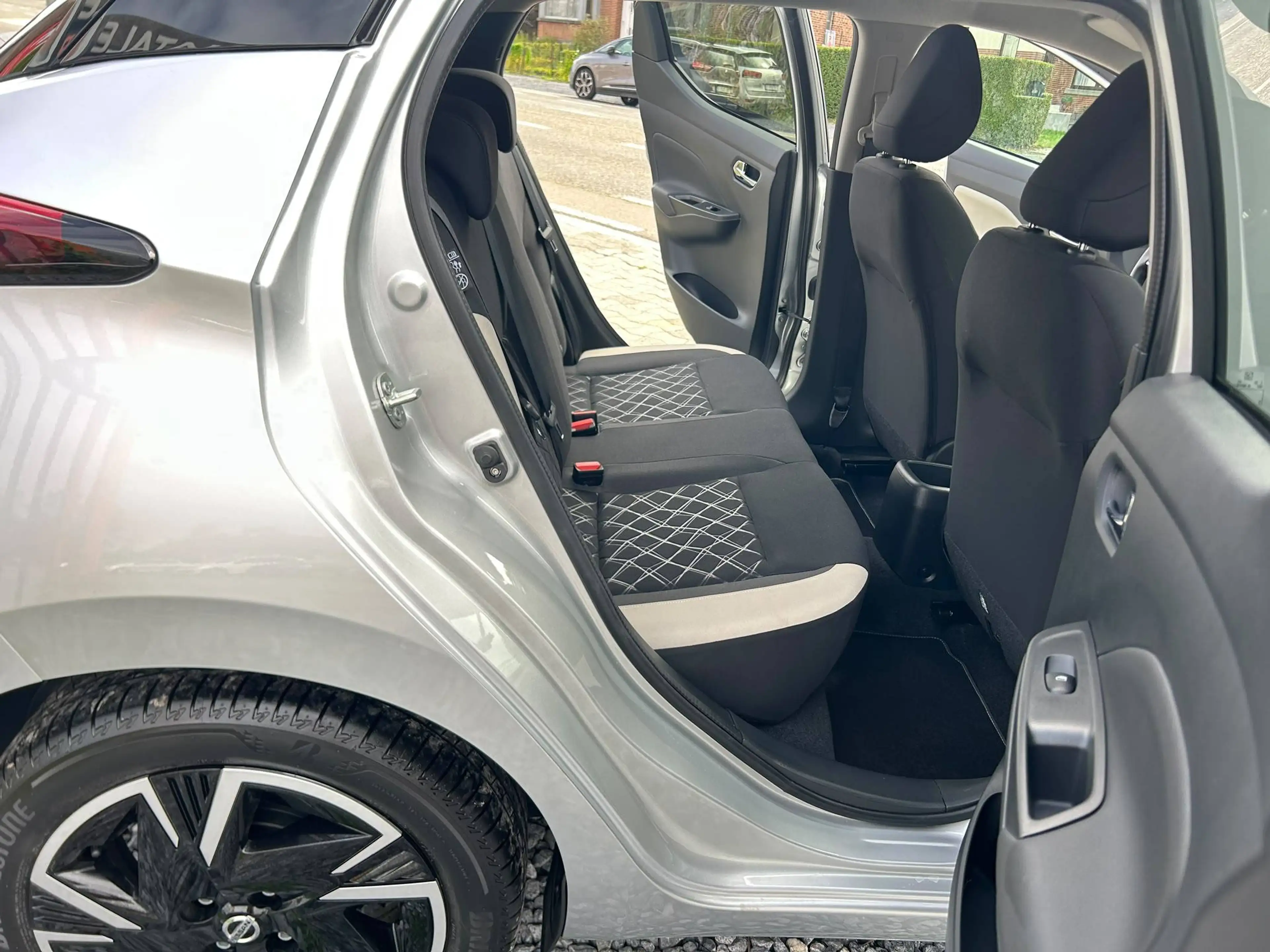 Nissan Micra Micra 1.0 IG-T N-Design Xtronic - Faible km - Boite automatique — photo 15