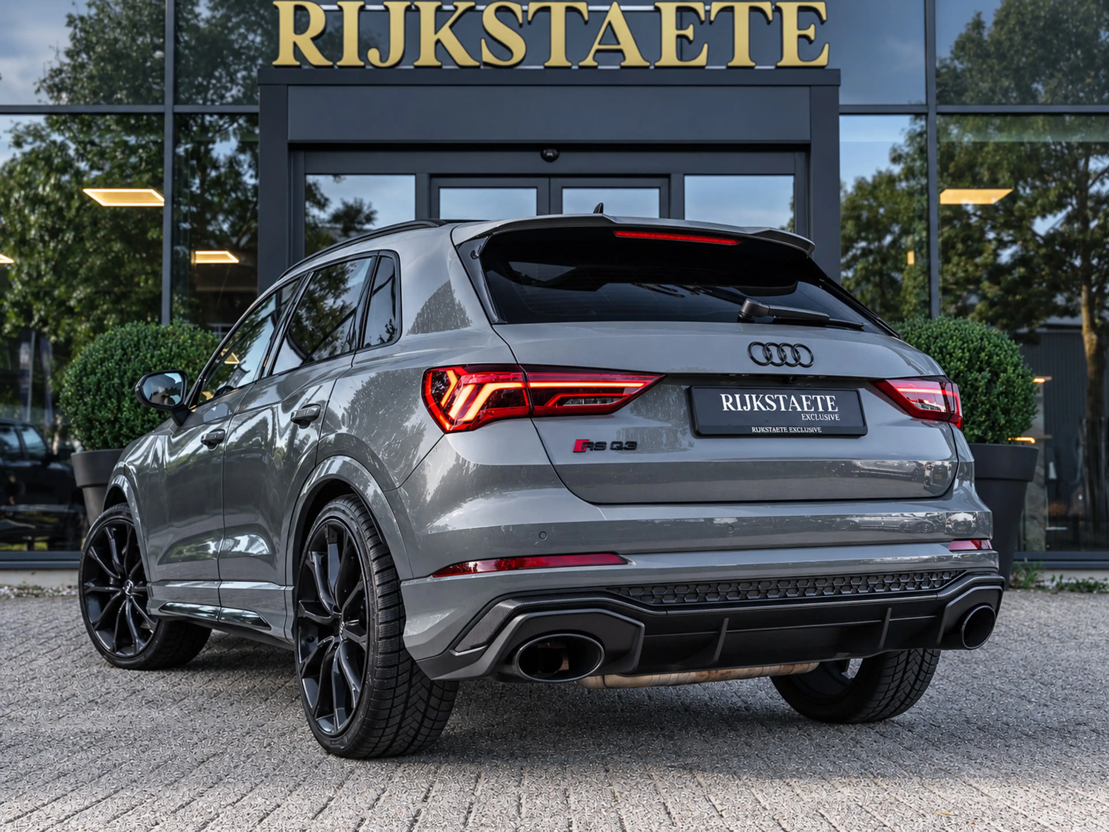 Audi RS Q3 RS Q3 2.5 TFSI — photo 9
