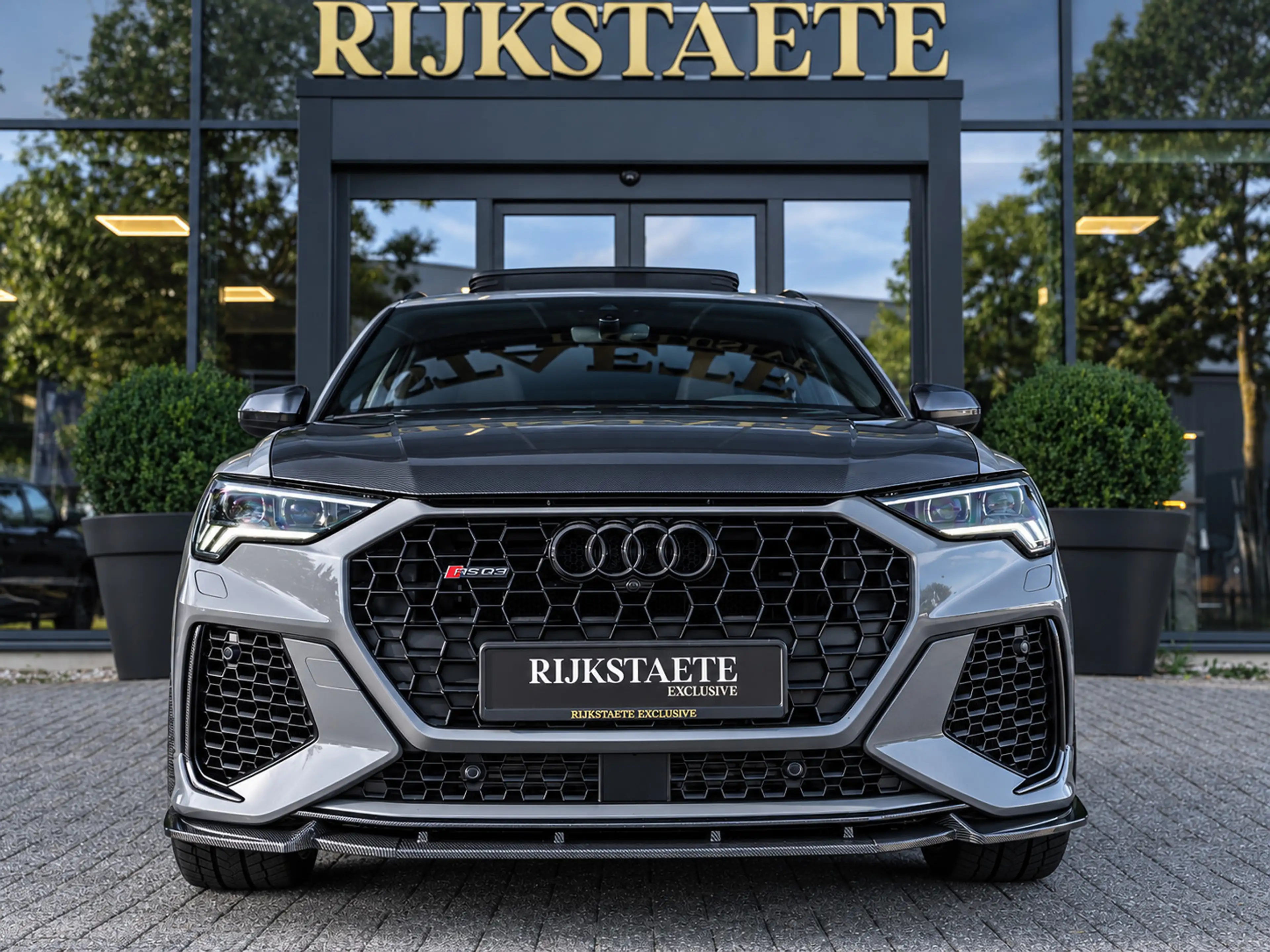 Audi RS Q3 RS Q3 2.5 TFSI — photo 3