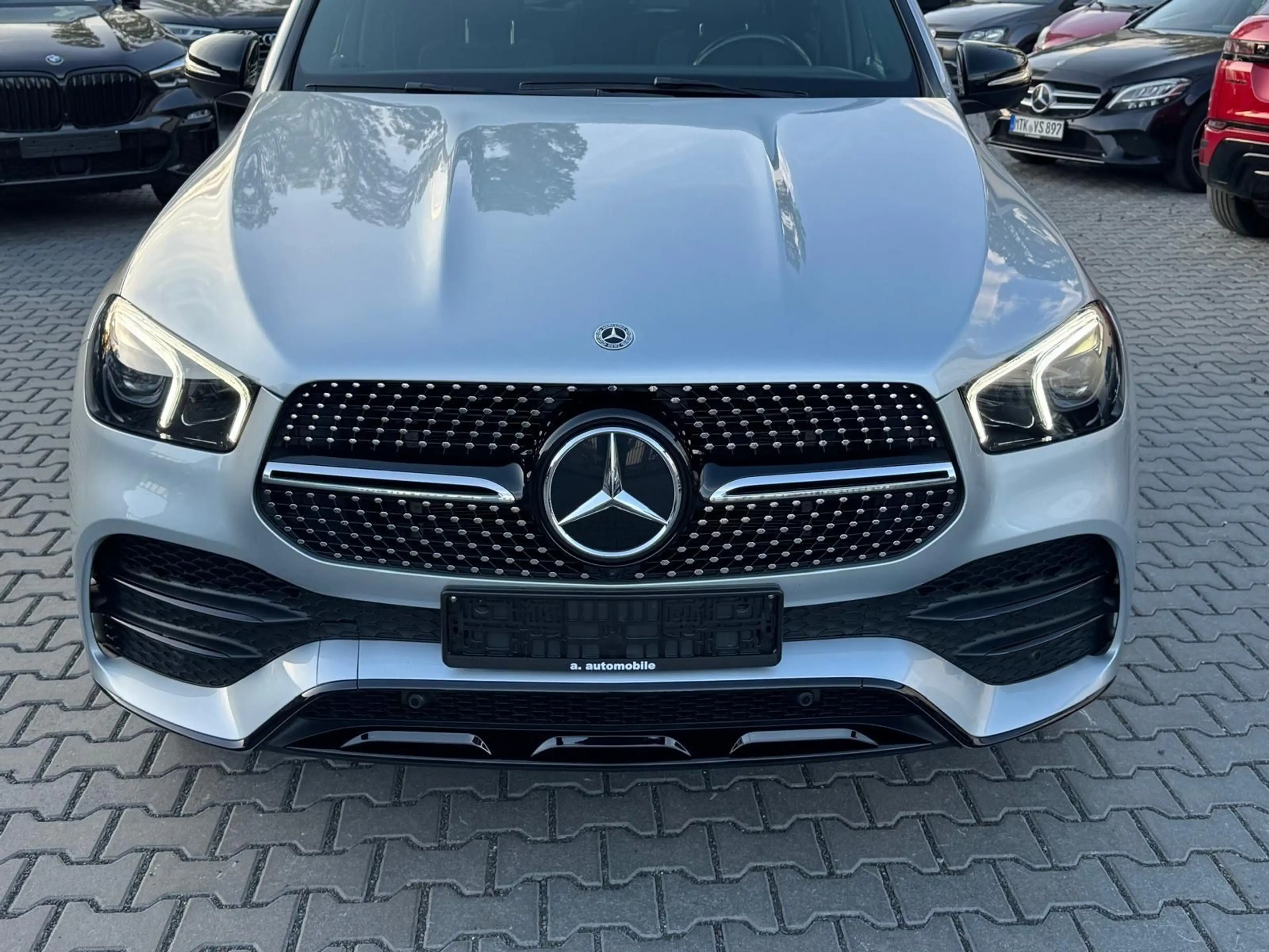 Mercedes-Benz GLE 350 de 4Matic *AMG Line*Pano*Air Matic* — photo 7