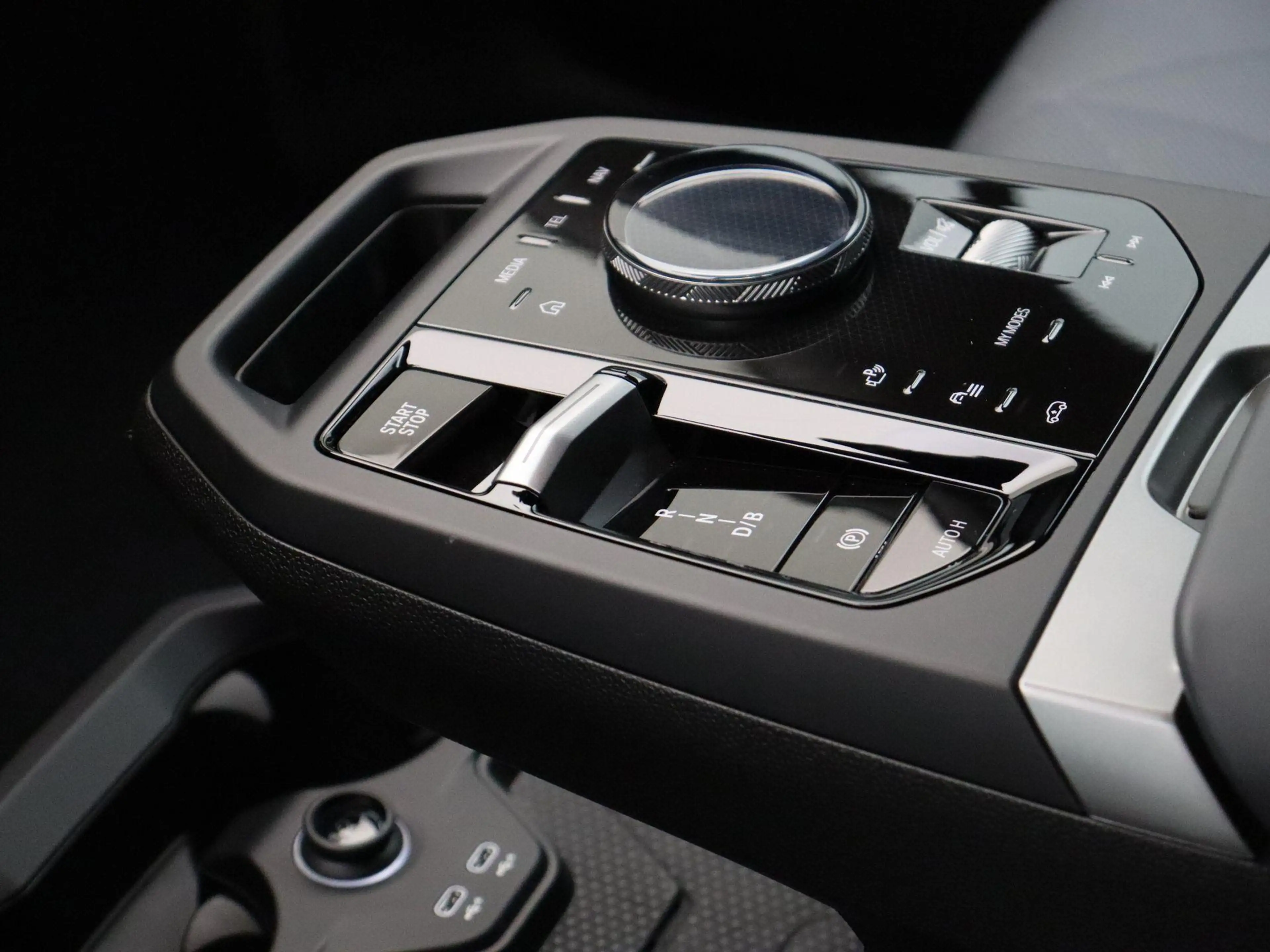 BMW iX xDrive M70 M Sportpakket | Comfort Pack | Innovati — photo 15