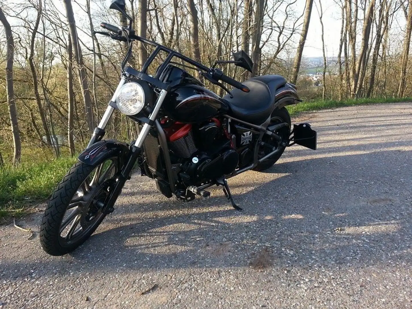 Kawasaki VN 900 Custom Special Edition - 1