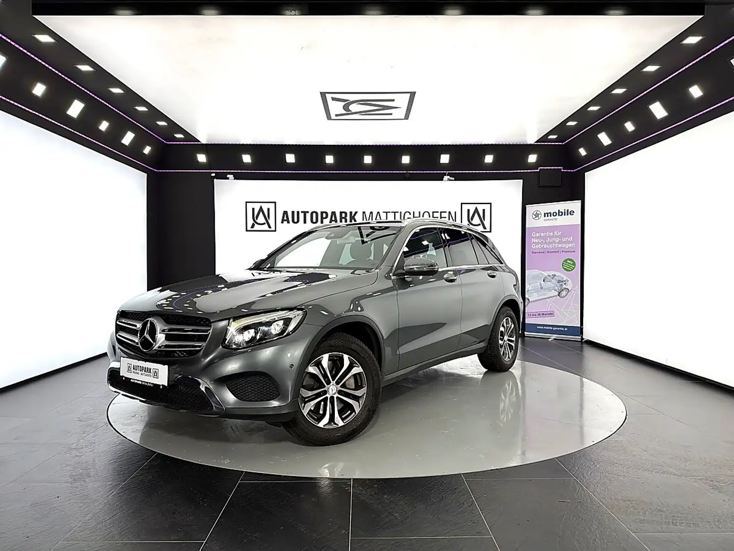 Mercedes-Benz GLC 250 d 4Matic Aut. *LED*NAVI* Grau - 1