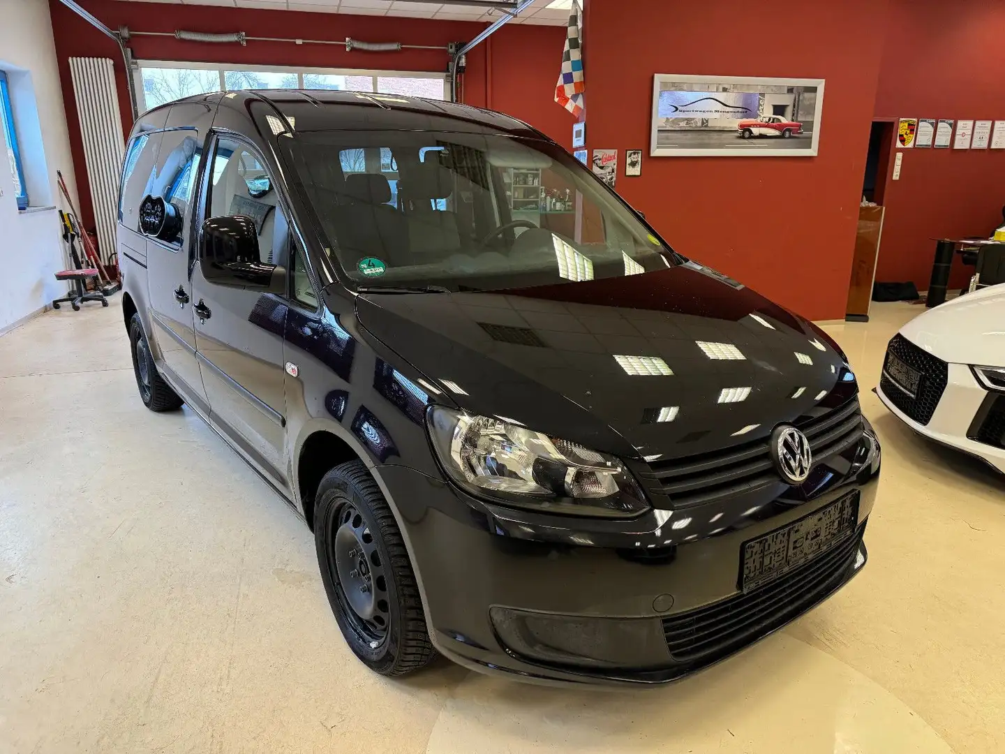 Volkswagen Caddy Caddy Maxi 1.6 TDI DSG,7 Sitze,2xSchiebetüre Zwart - 2