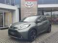 Toyota Aygo X CABRIO AUTOMAAT NAVI AD-CRUISE APPLE/ANDROID CAMER Grün - thumbnail 1