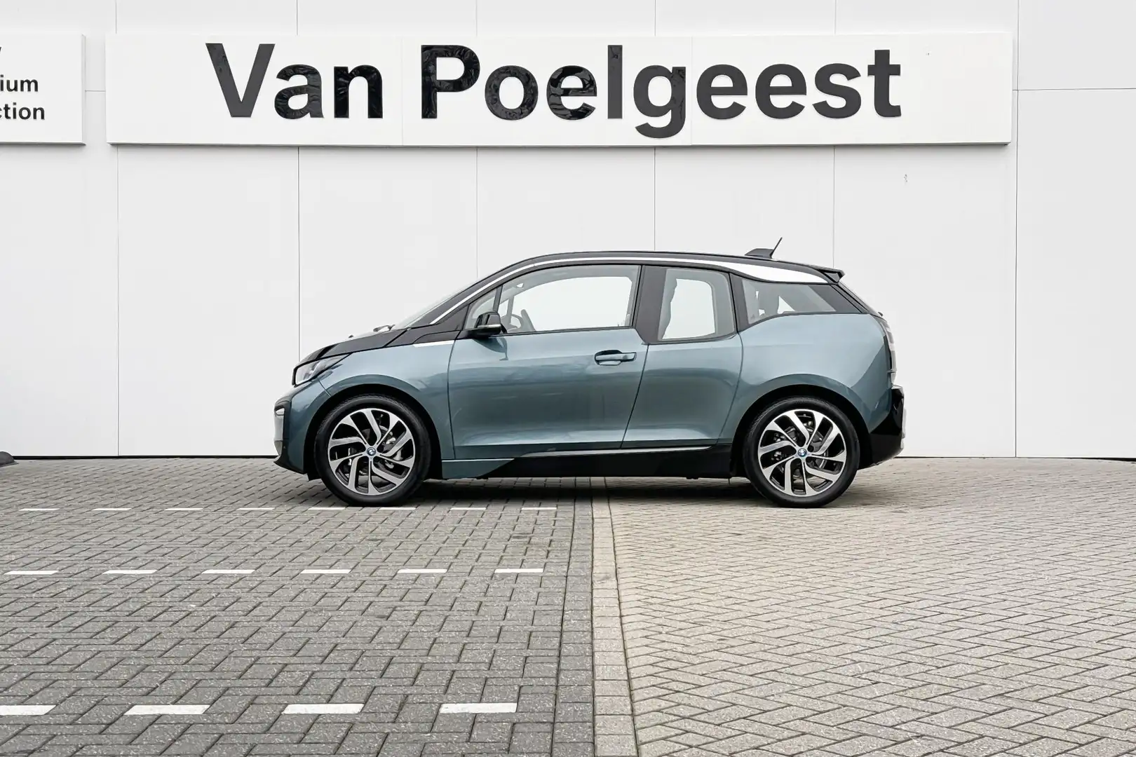 BMW i3 120Ah 42 kWh | Selections Business Edition | Achte Bleu - 2