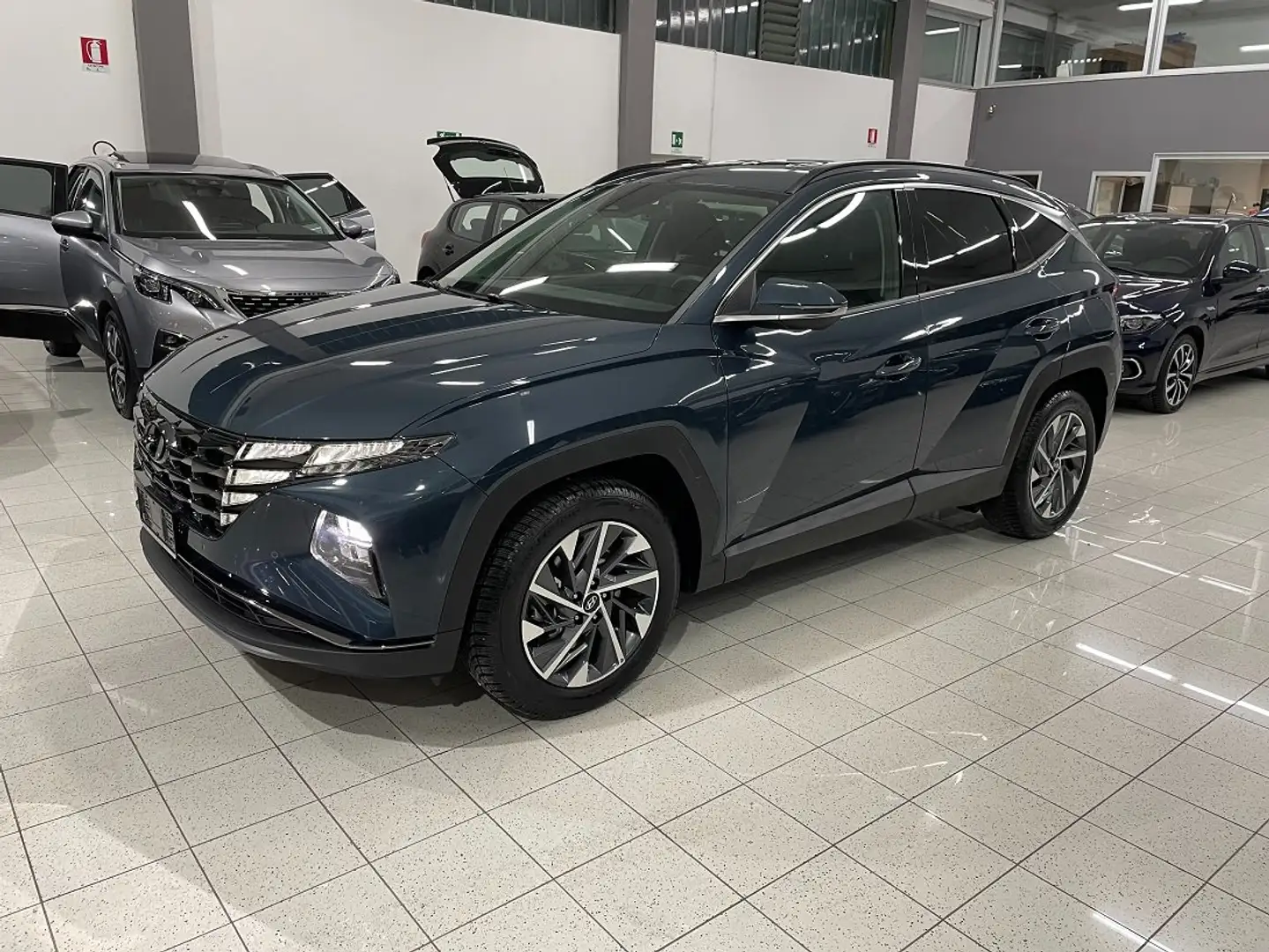 Hyundai TUCSON 1.6crd 48V Xline PERFETTE CONDIZIONI GOMMATA NUOVA Blu/Azzurro - 1