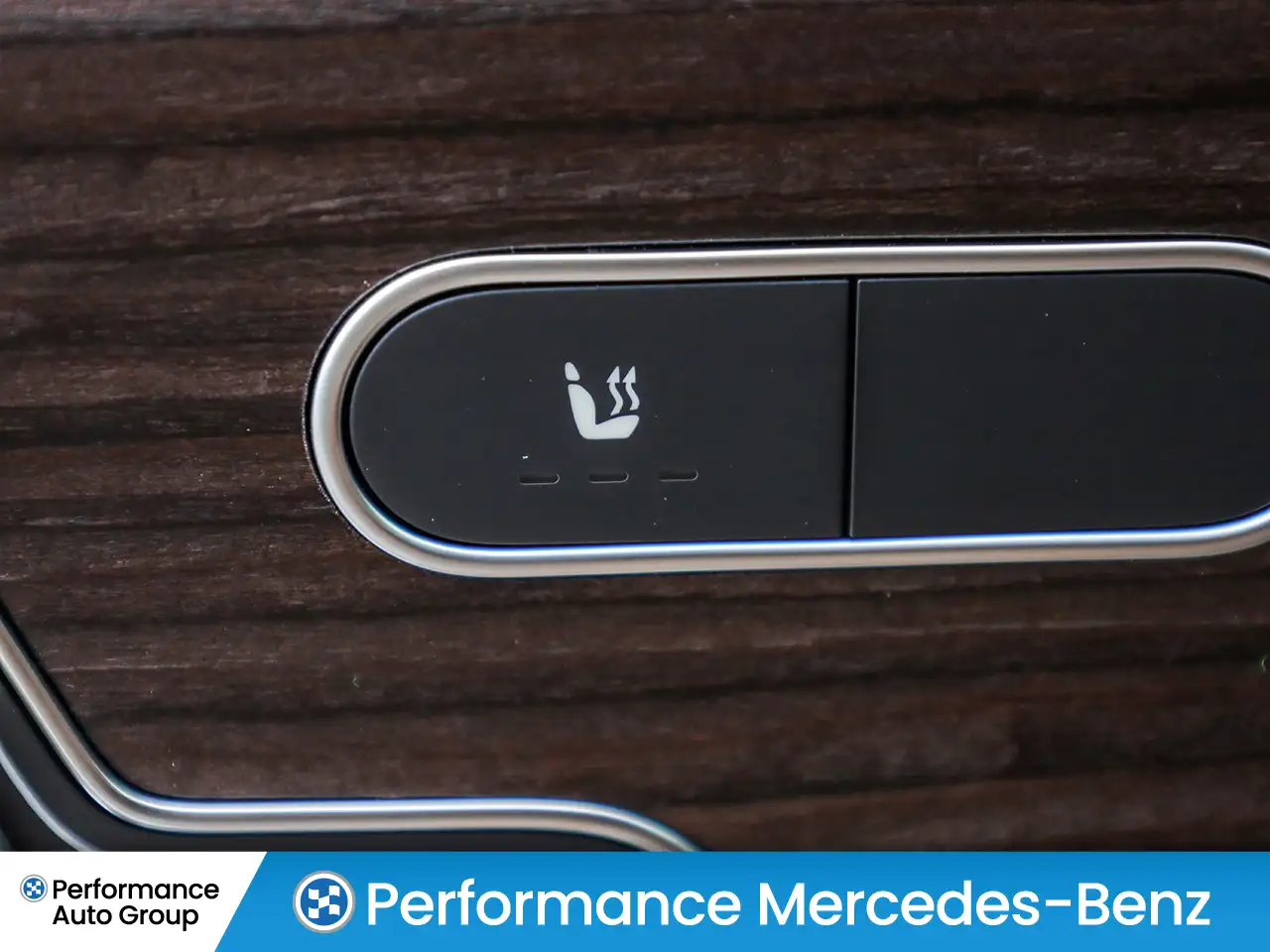 Mercedes-Benz GLA снимка Mercedes-Benz GLA