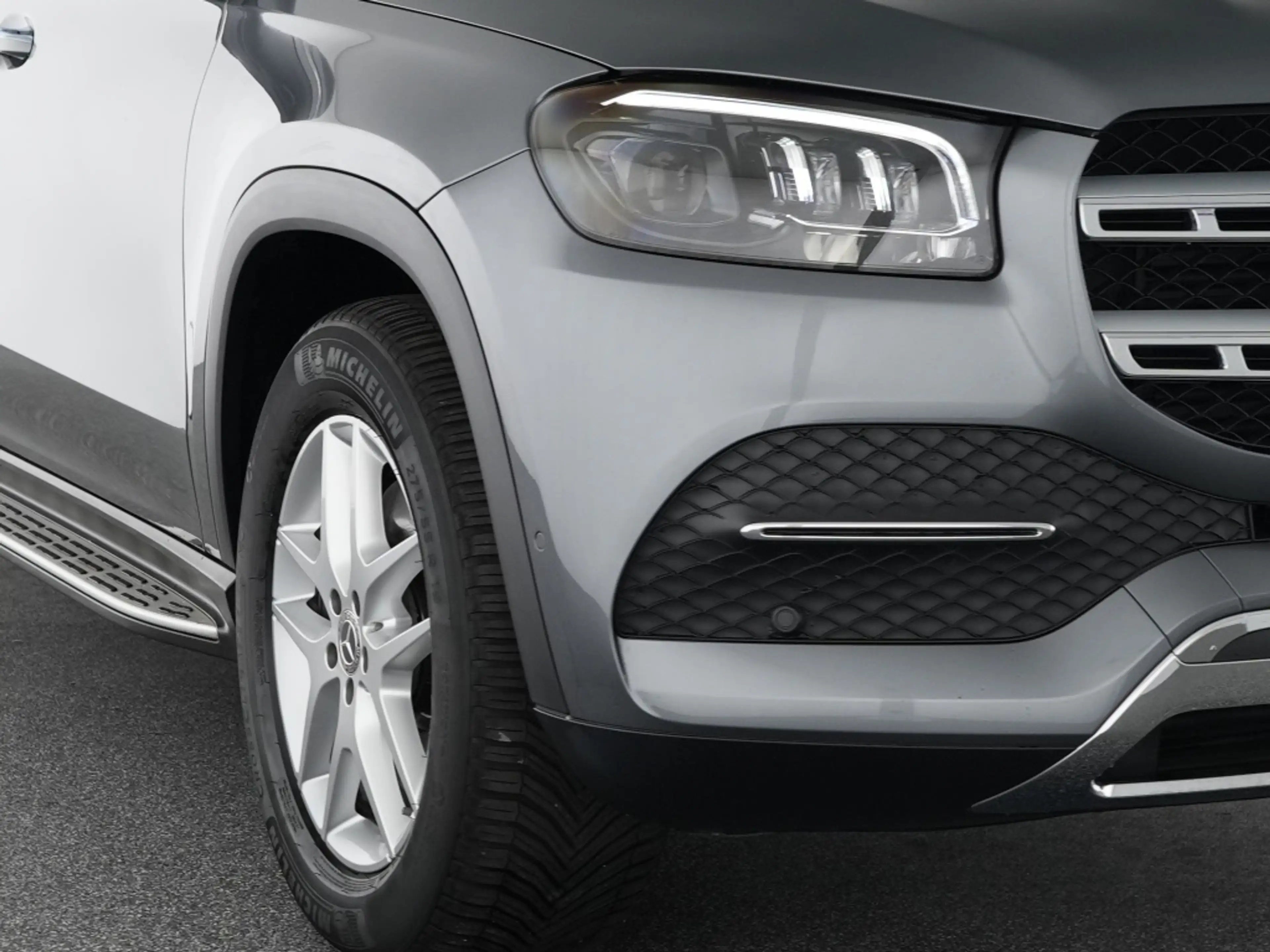 Mercedes-Benz GLS 350 d 4M Pano Airmatic Multibeam 360° Memory — photo 7