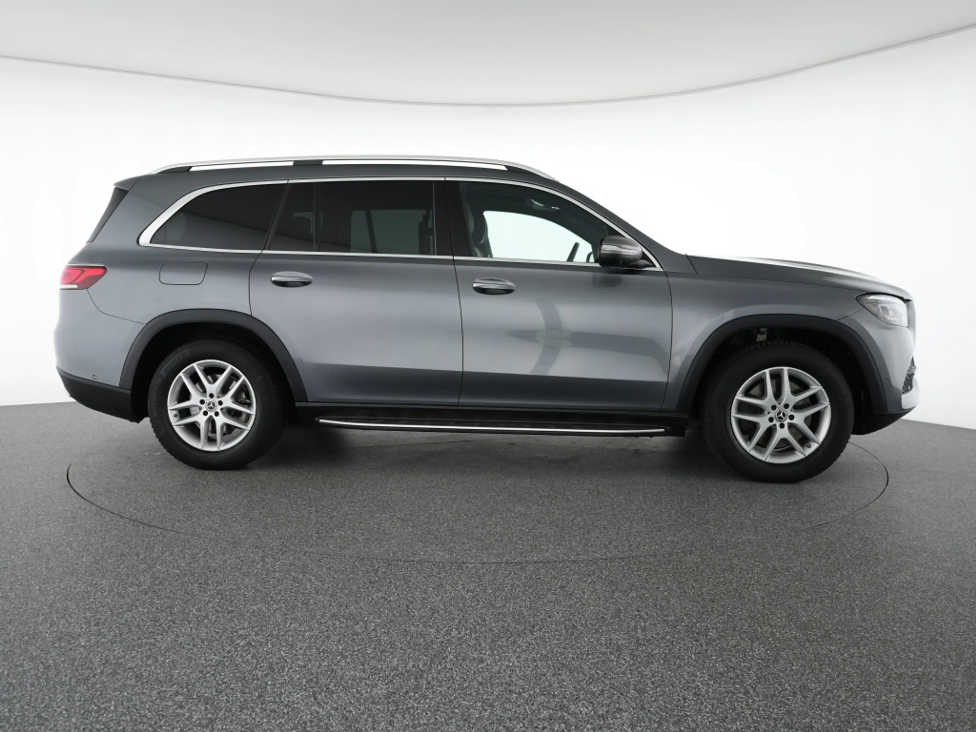 Mercedes-Benz GLS 350 d 4M Pano Airmatic Multibeam 360° Memory — photo 5