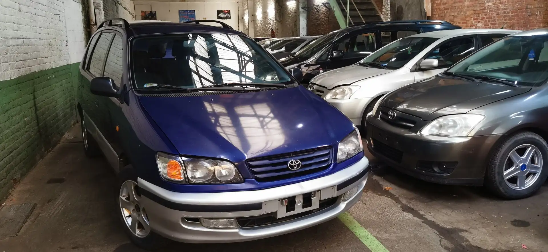 Toyota Picnic 2.0i - 2