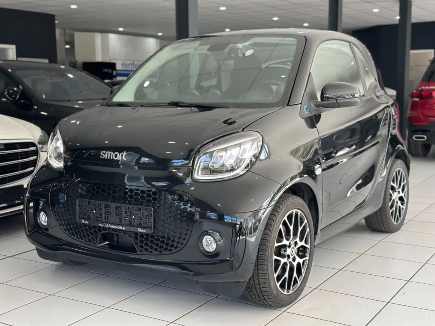smart forTwo coupe electric/EQ*EXLUSIV*KAMERA*JBL*LEDS Schwarz - 1