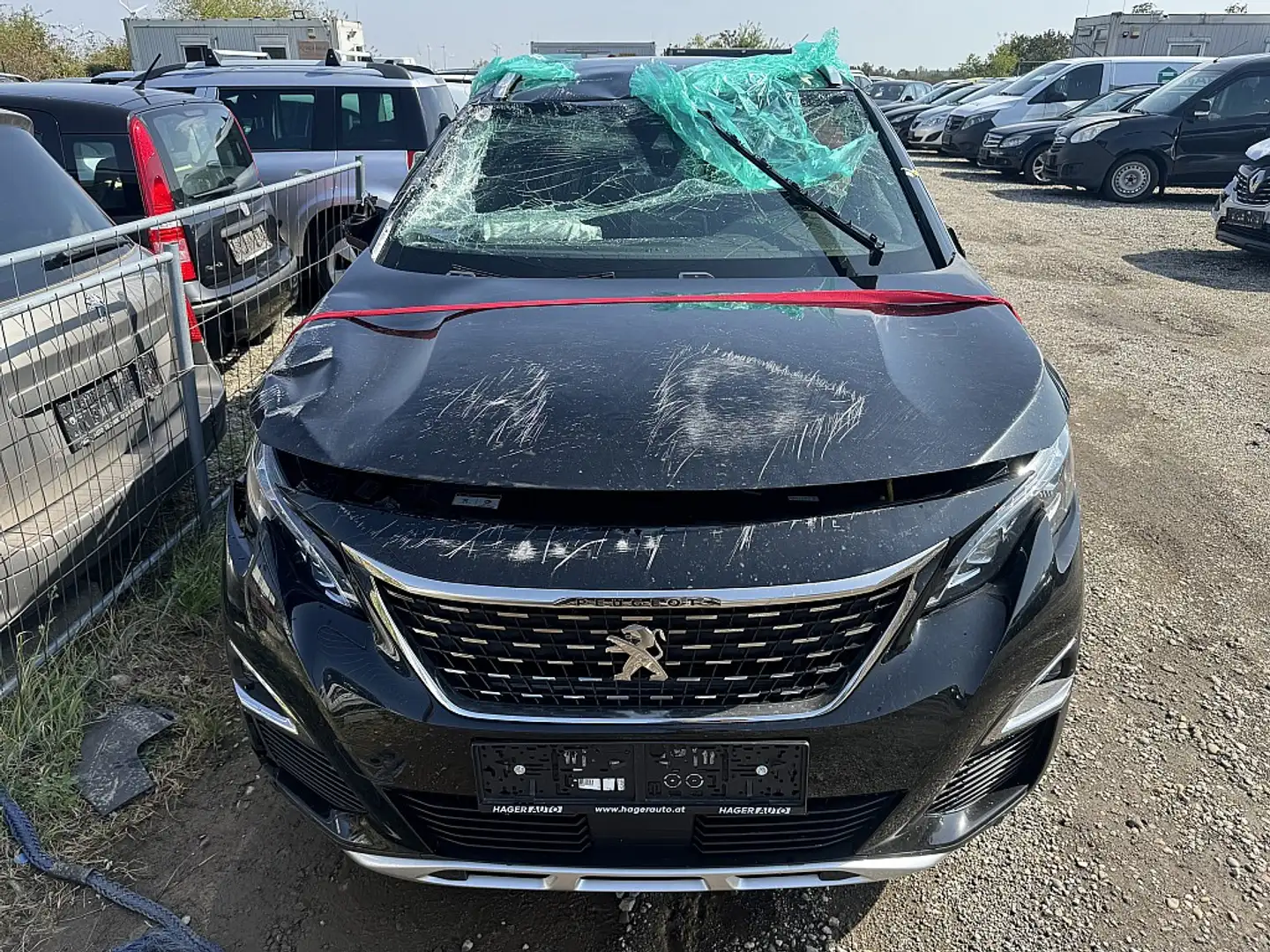 Peugeot 3008 1,2 PureTech 130 S&S EAT8 GT Line Zwart - 2