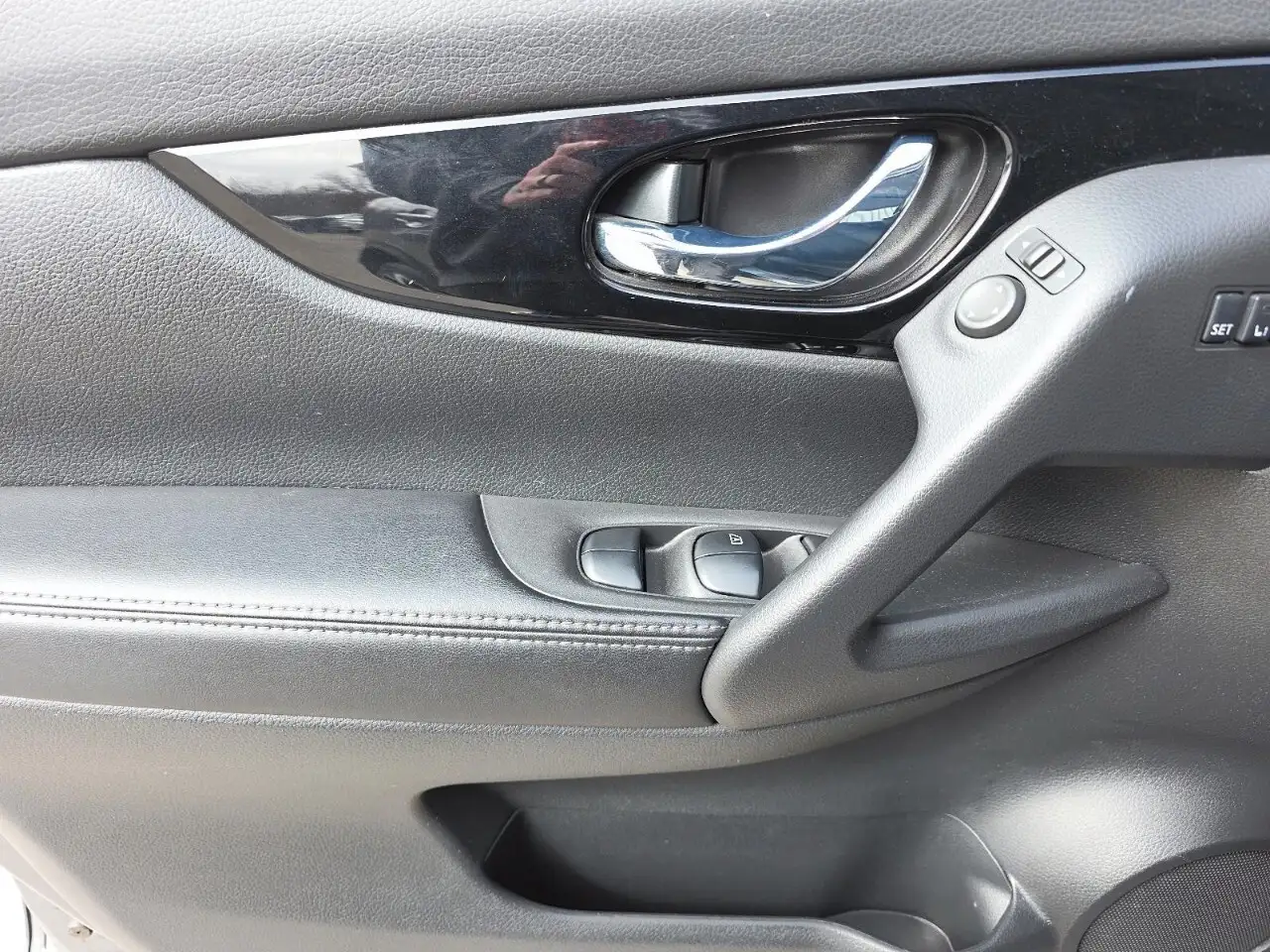 Nissan Qashqai снимка Nissan Qashqai