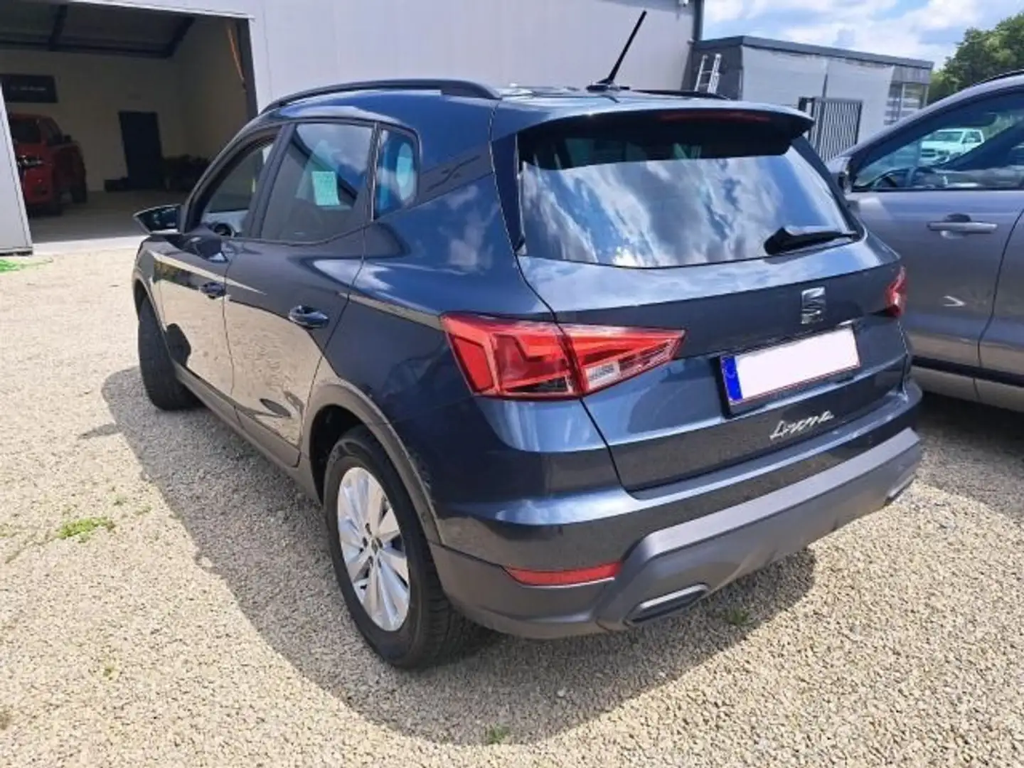 SEAT Arona 1.0 TSI DSG Style KAMERA/SITZHZ/PDC Grau - 2