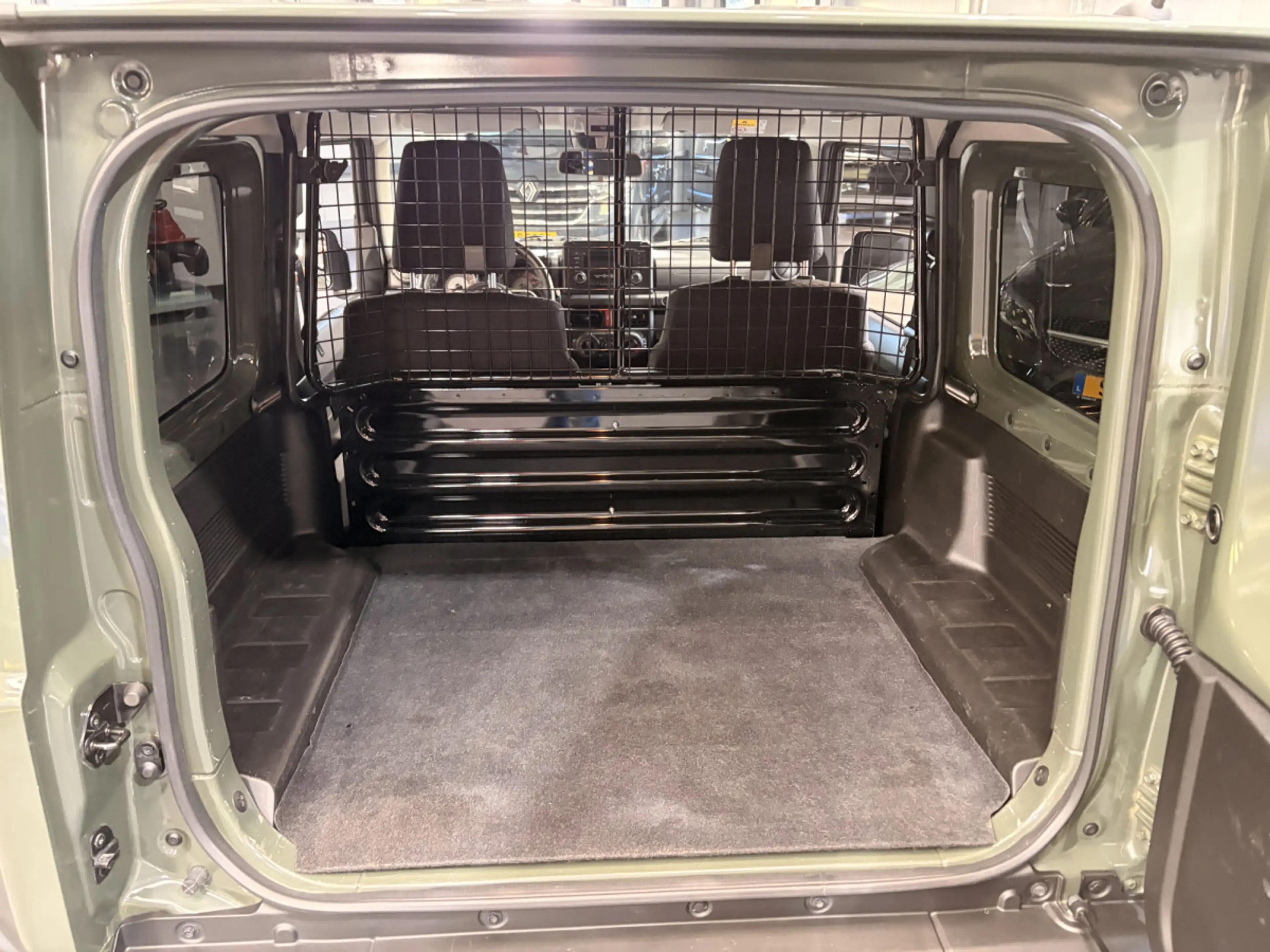 Suzuki Jimny 1.5 Allgrip 102HP — photo 12