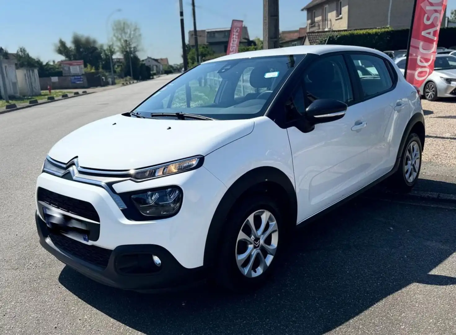 Citroen C3 Société 1.2 PT 83CV Feel Nav 8000HT 08/22 ENTRETIE Blanc - 1