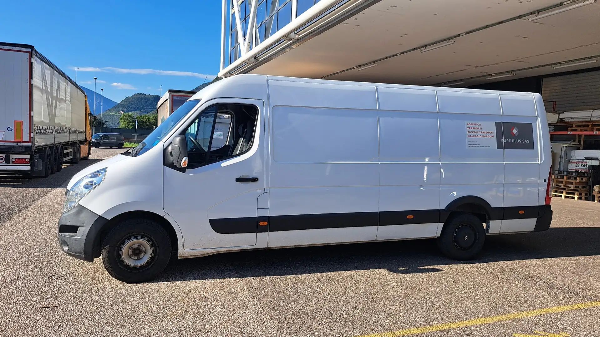 Renault Master furgonato - 1