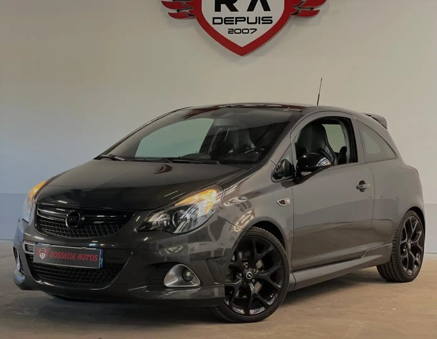 Opel Corsa OPC 1.6 TURBO 192CH Gris - 2