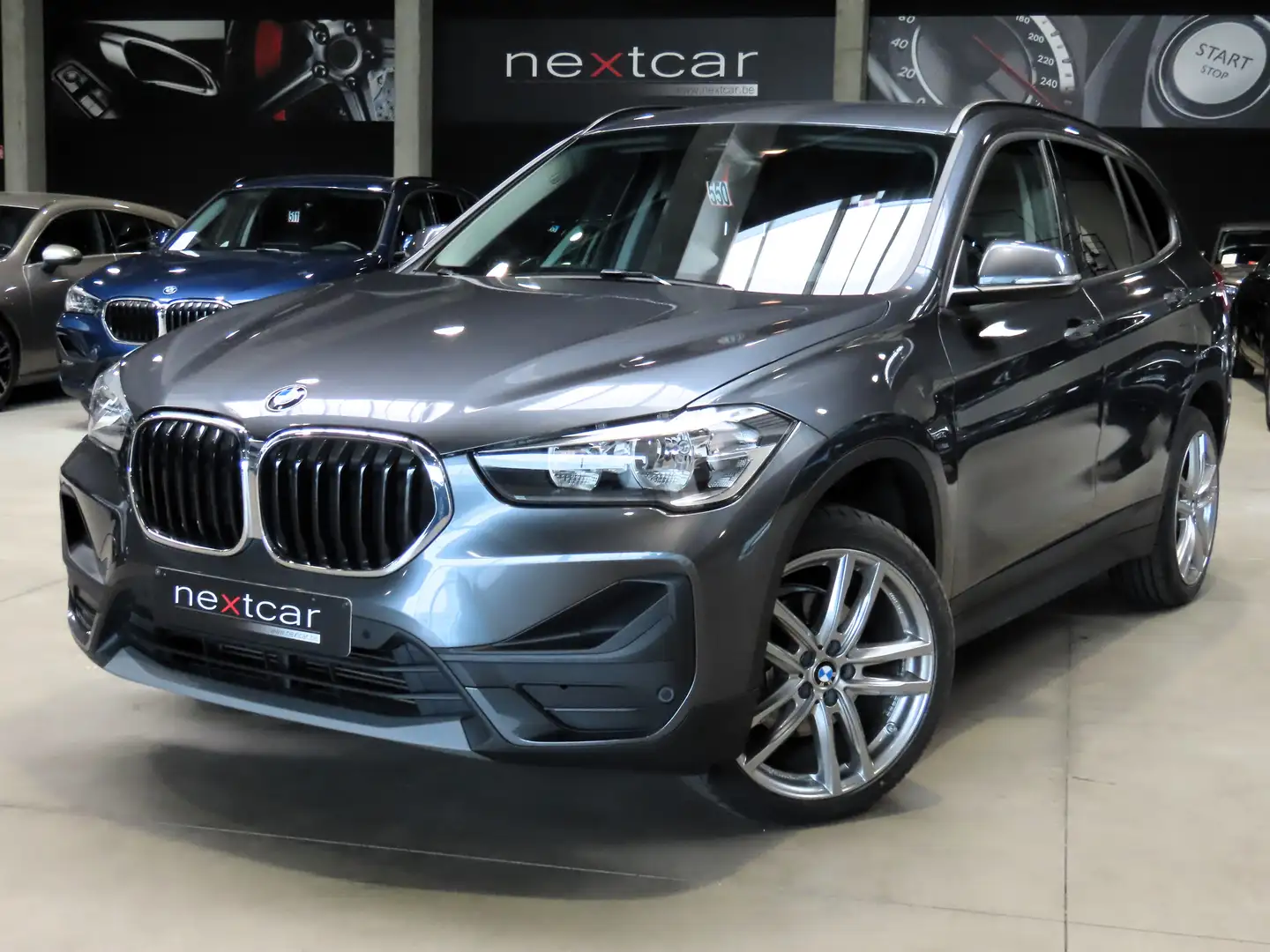 BMW X1 18dA SDrive *NAVI PRO-CRUISE-CUIR-PARKING AV&AR* Orange - 1