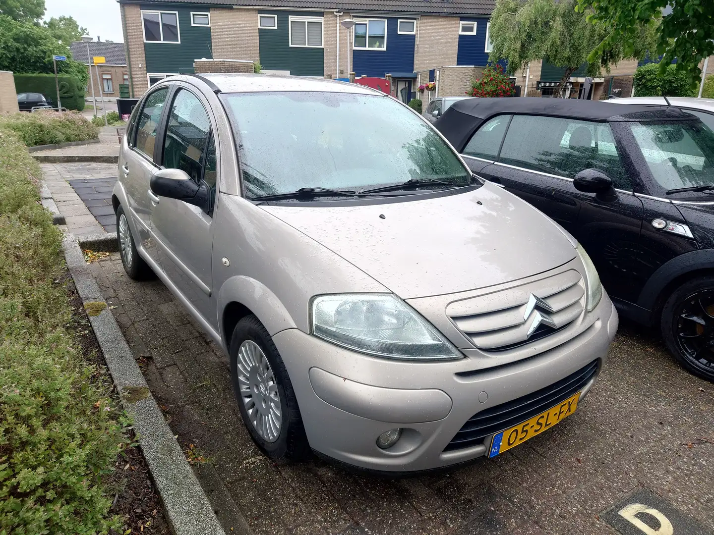 Citroen C3 C3 1.4i Exclusive Bronze - 2