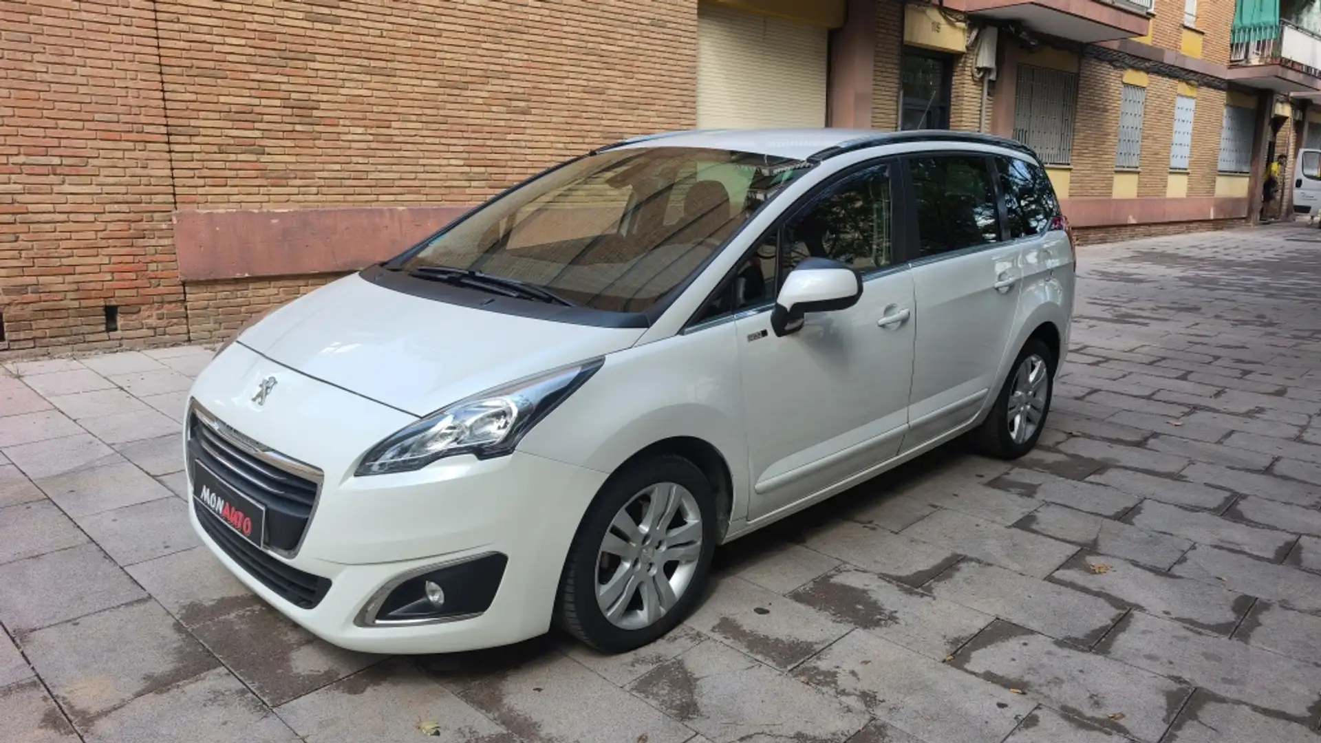 Peugeot 5008 2.0 BlueHDi Style 7 pl. 150 Blanco - 1