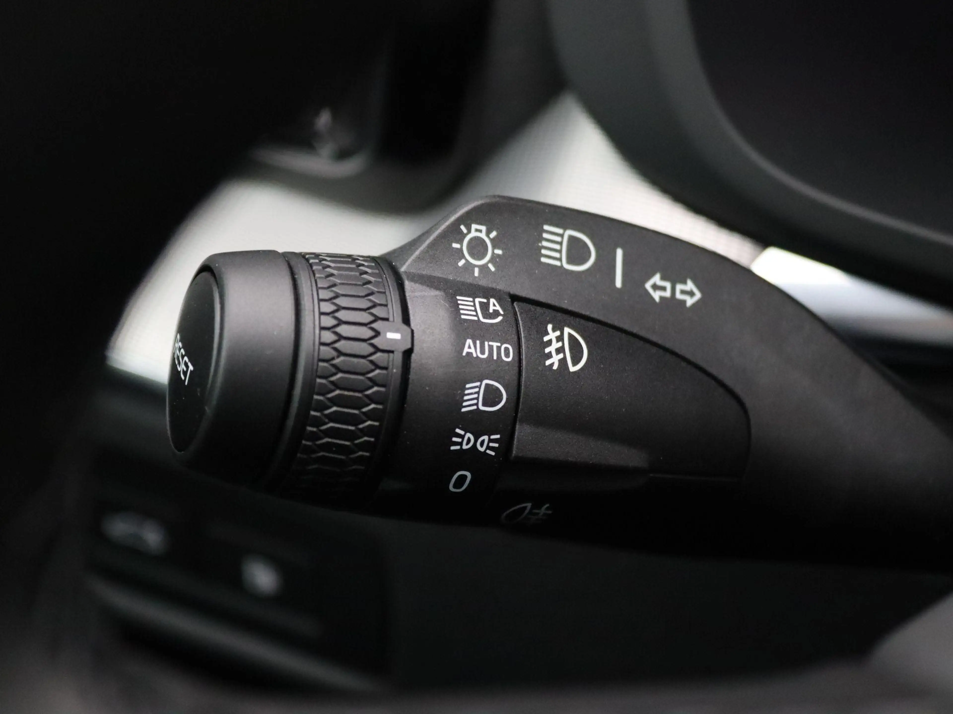 Volvo XC60 2.0 T6 Plug-in hybrid AWD Plus Black Edition 350PK — photo 21