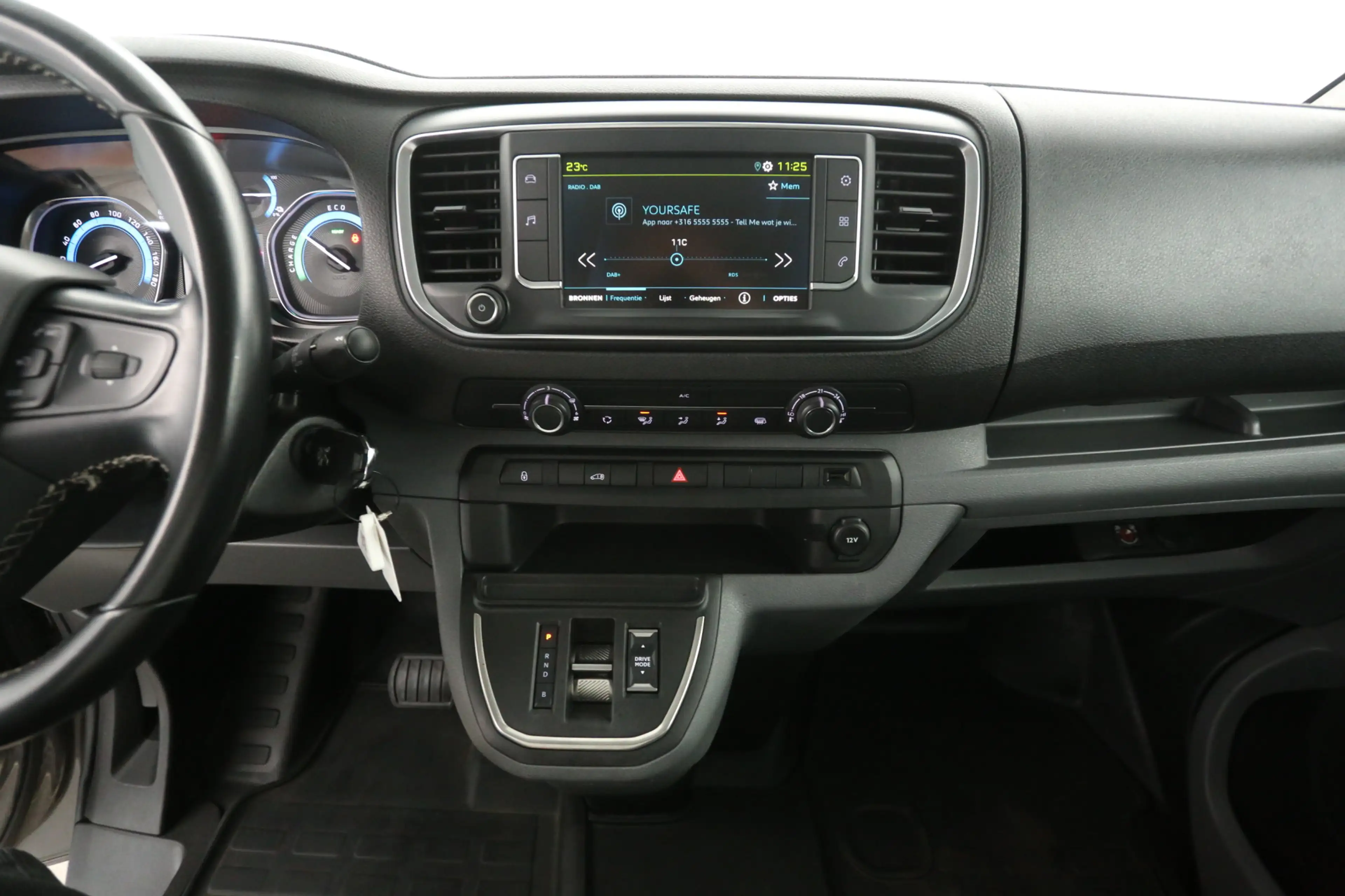 Citroen Jumpy E-Jumpy Peugeot E-Expert Standard Premium 75 kWh L — photo 13