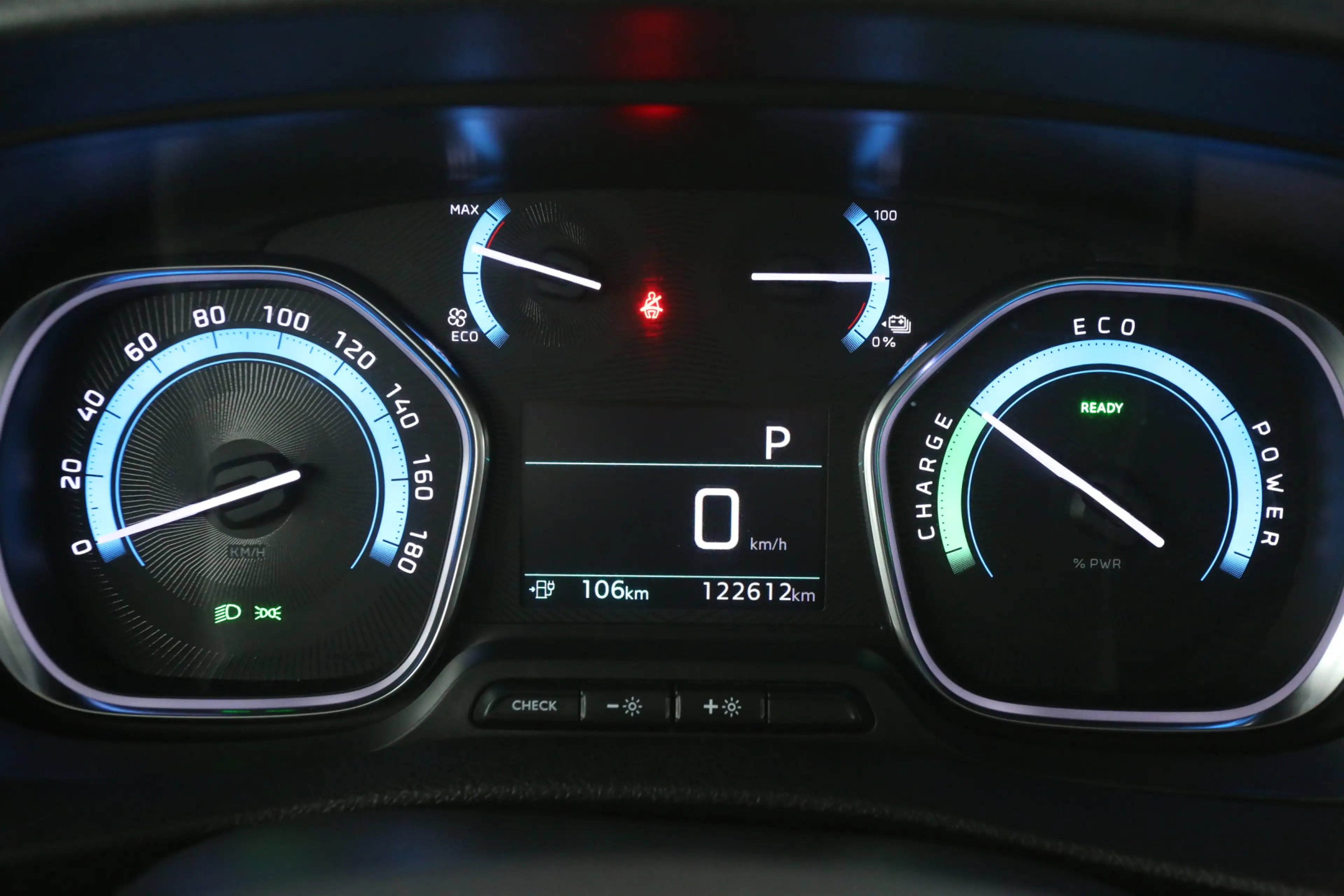 Citroen Jumpy E-Jumpy Peugeot E-Expert Standard Premium 75 kWh L — photo 15