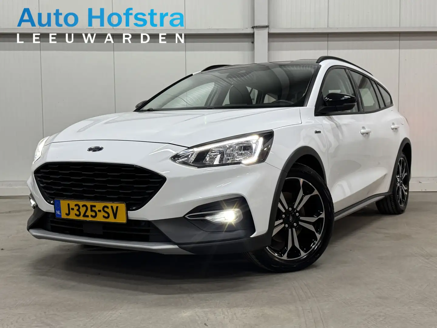 Ford Focus Wagon 1.0 EcoBoost Hybrid Active Business ZWART-DA Bianco - 1