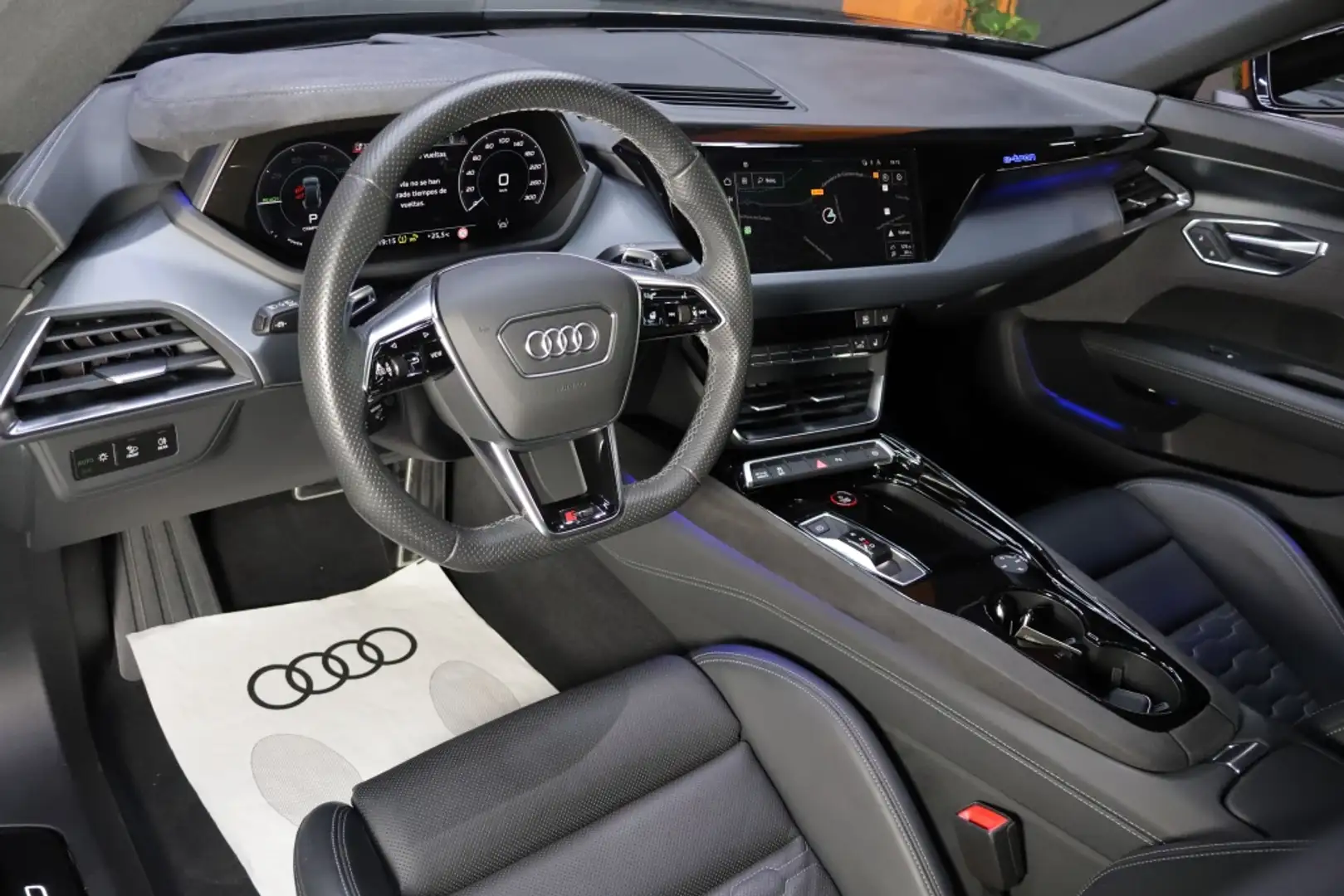 Audi e-tron GT RS Negro - 2