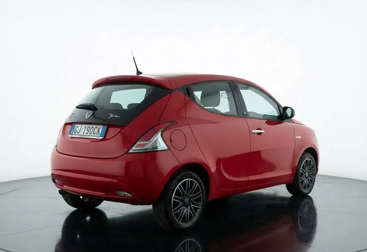 Lancia Ypsilon 2022