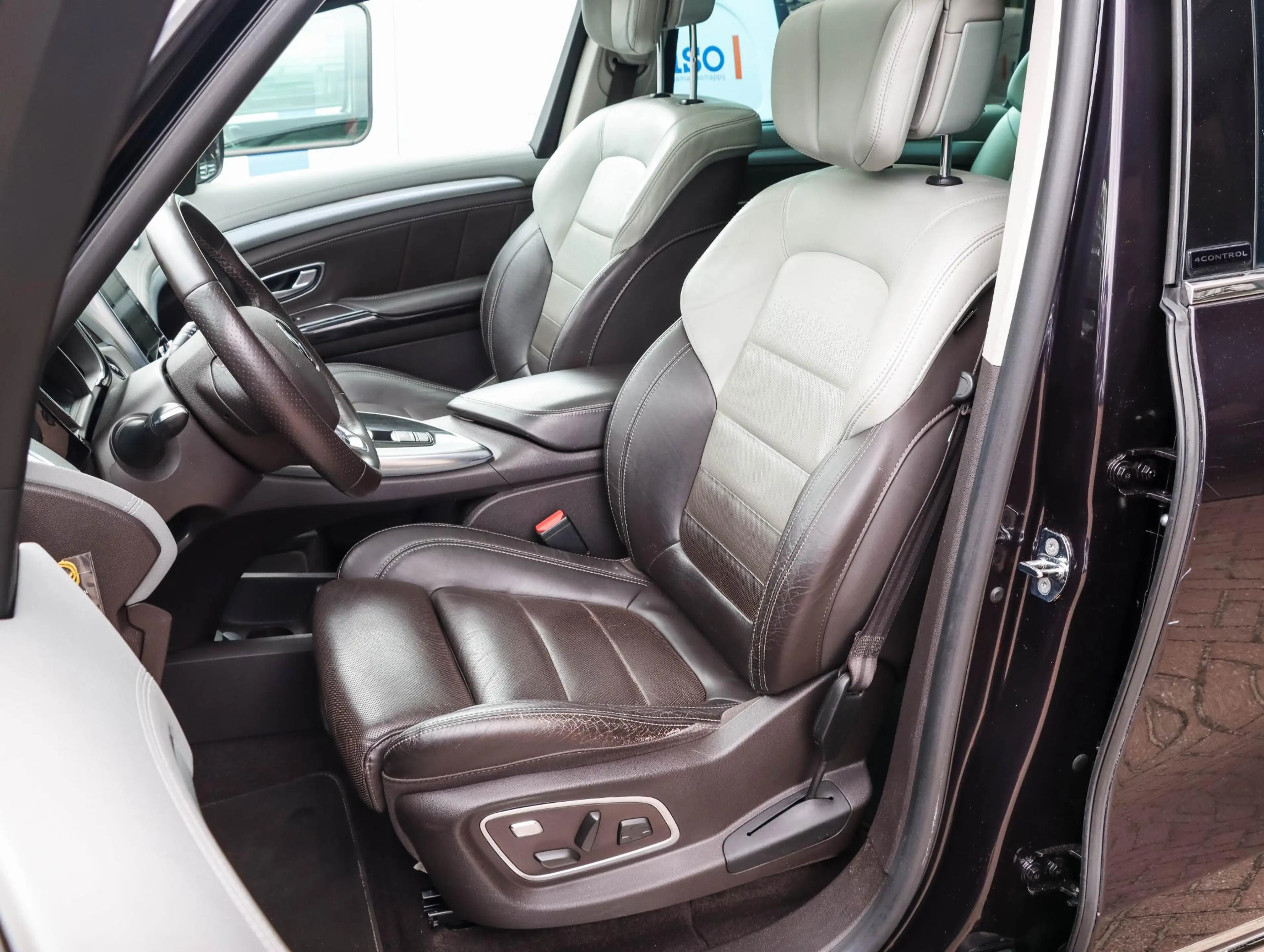 Renault Espace 1.6 TCe Initiale Paris 7p. — photo 4