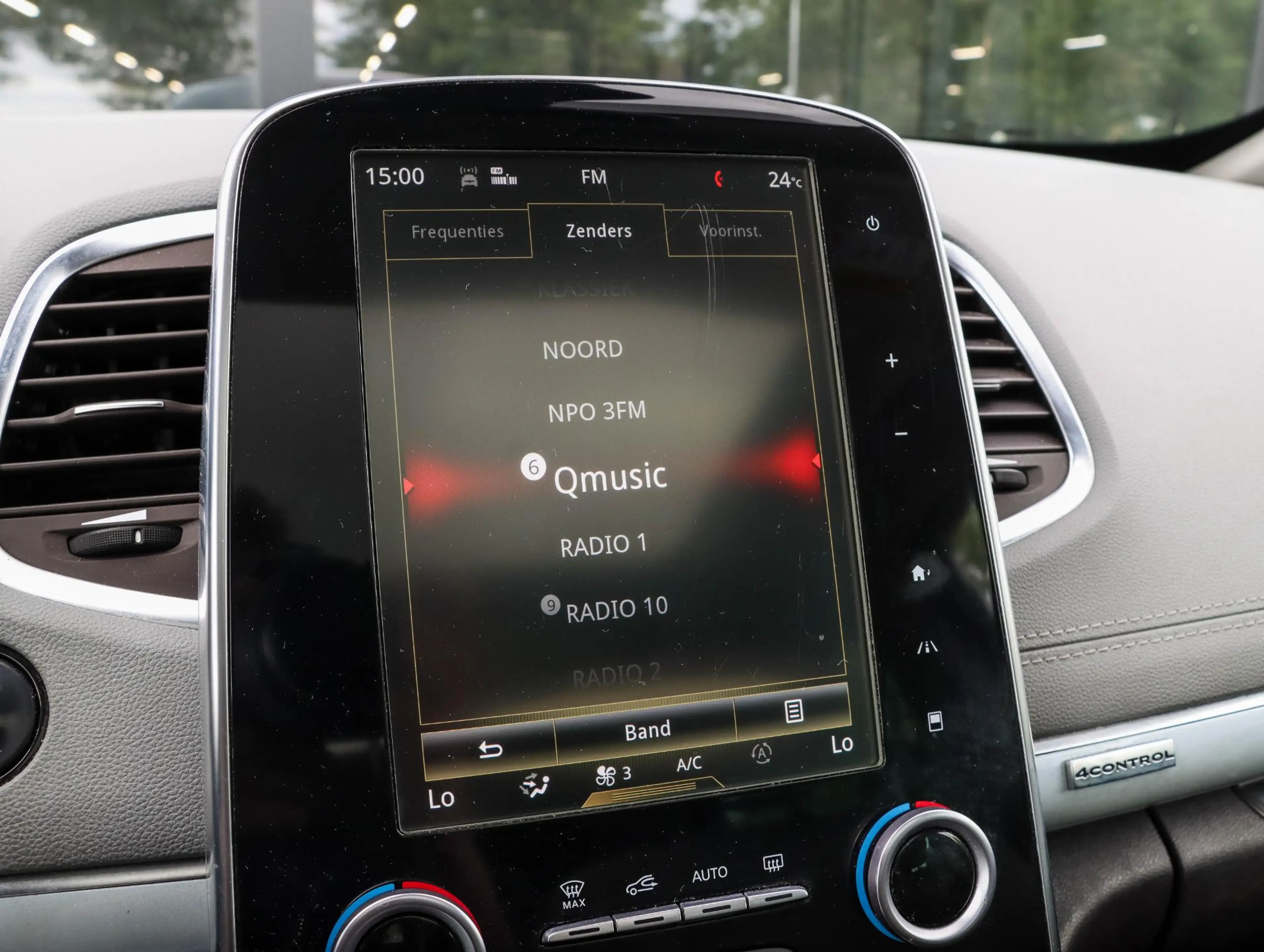 Renault Espace 1.6 TCe Initiale Paris 7p. — photo 36