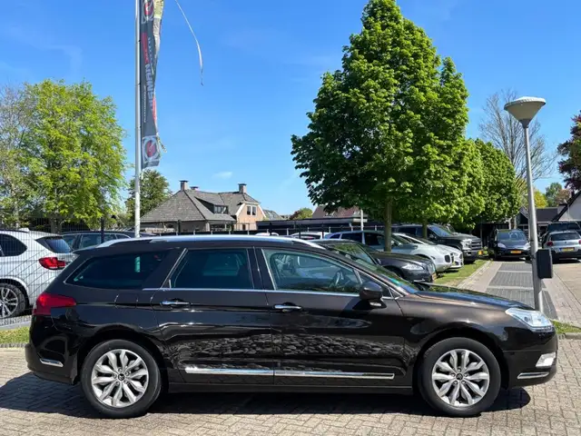 Citroen C5 view 4