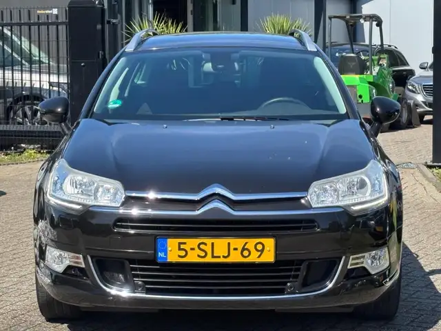 Citroen C5 view 2