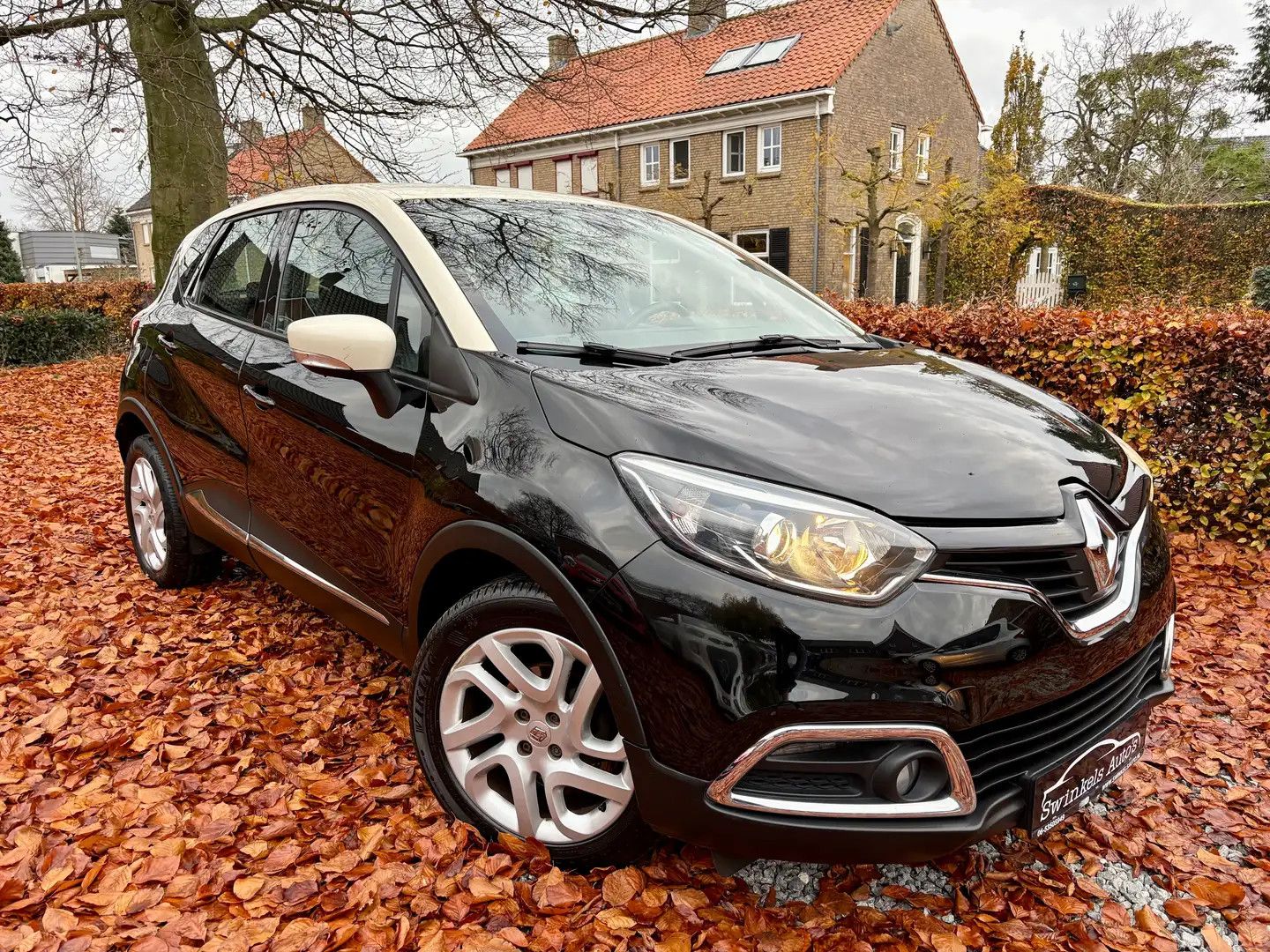 Renault Captur 0.9 TCe Dyn.-ECC-Navi-Cruise-PDC-17 inch-keyless Nero - 2