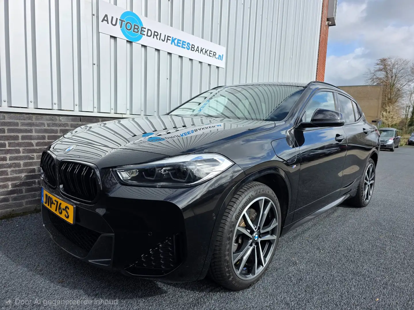 BMW X2 XDrive25e Plug-in Hybride / M-Pakket / Pano / HUD Schwarz - 2