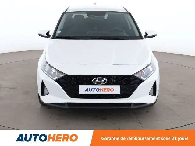 Hyundai i20 view 9