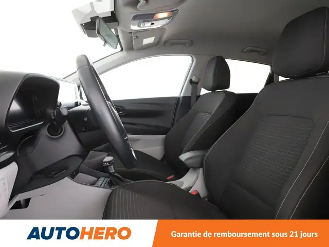 Hyundai i20 view 10