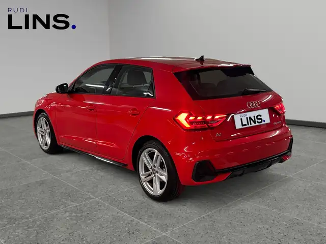 Audi A1 view 9