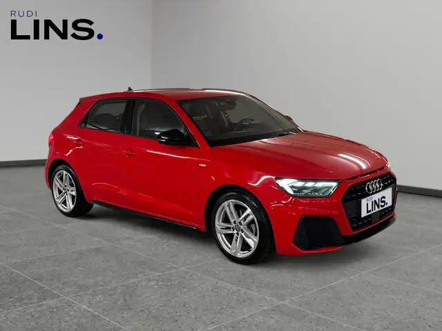 Audi A1 view 2