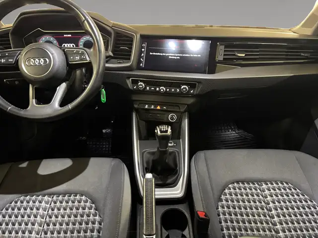 Audi A1 view 11