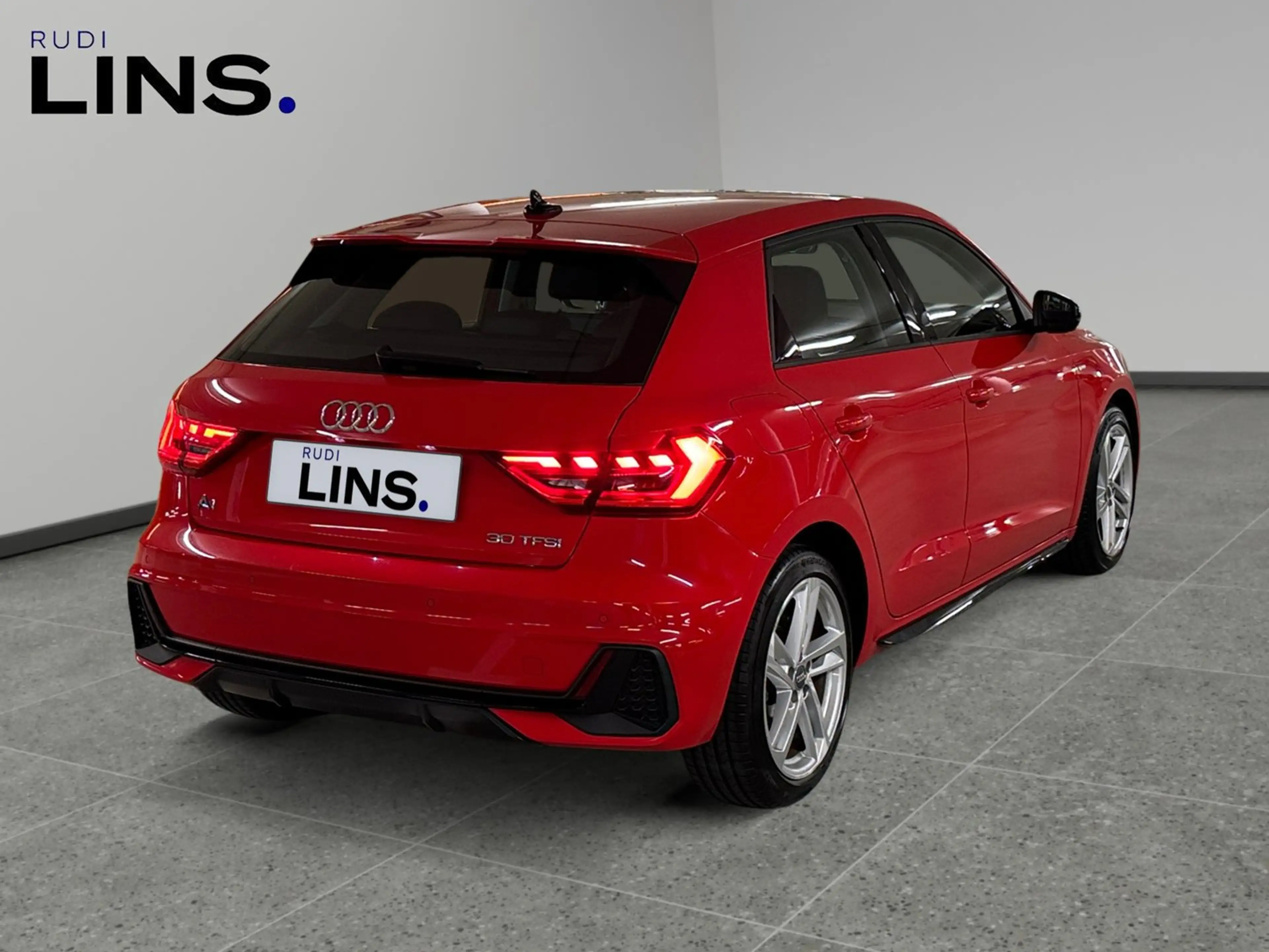 Audi A1 30 TFSI S line exterieur — photo 5