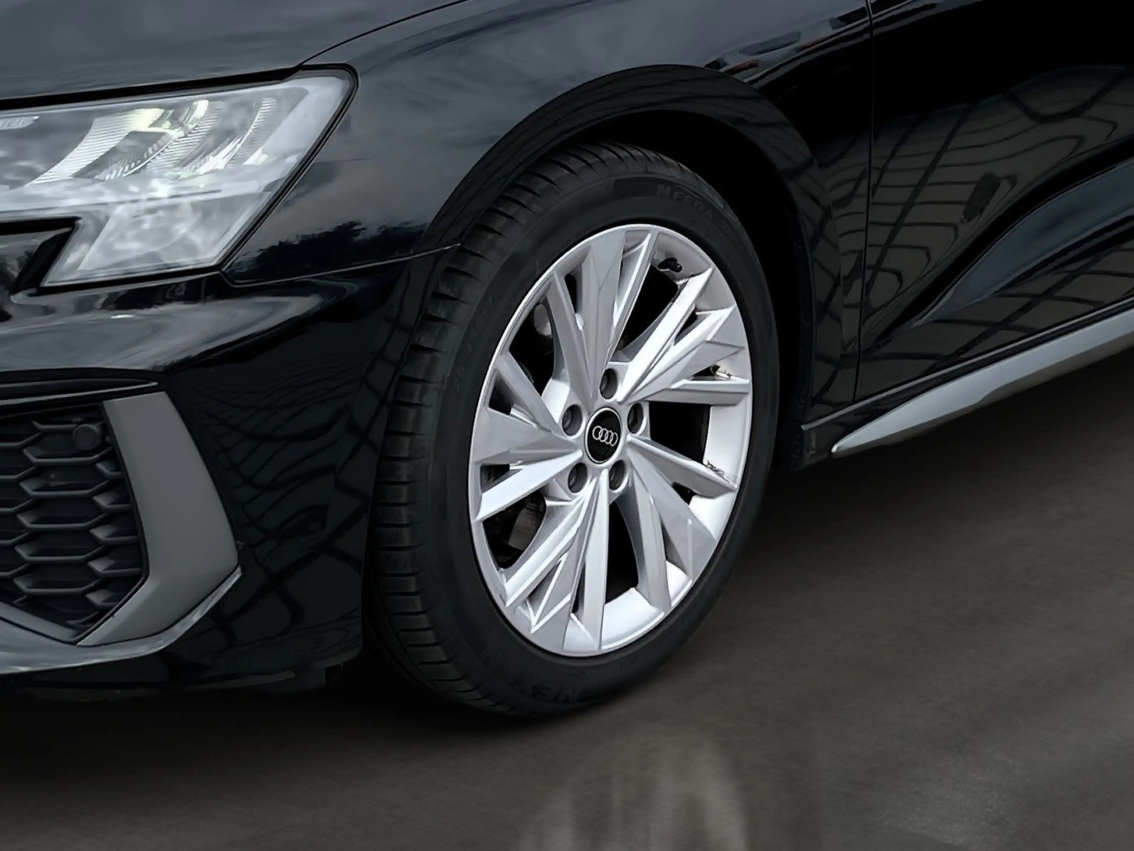 Audi A3 35 TFSI s-line RFK ACC SmartphoneIn — photo 4