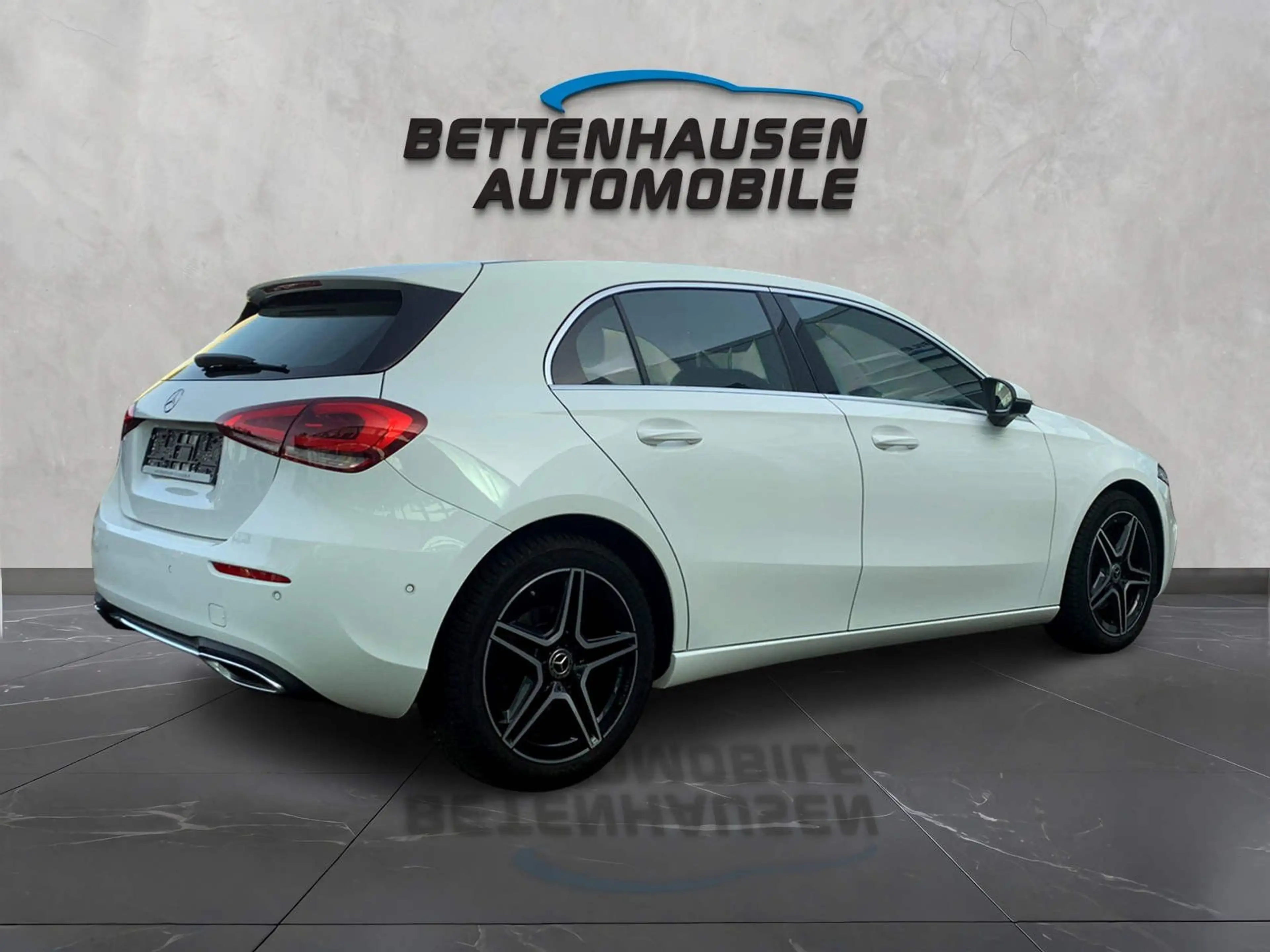 Mercedes-Benz A 200 erst 57.700 KM!! Widescreen 18" AMG MBUX — photo 6